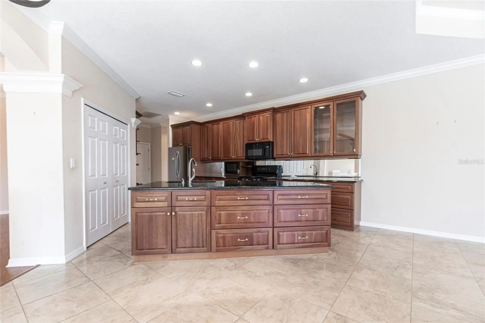 Property Slideshow image 17 of 51 | 7211 treymore ct, Sarasota, FL, 34243