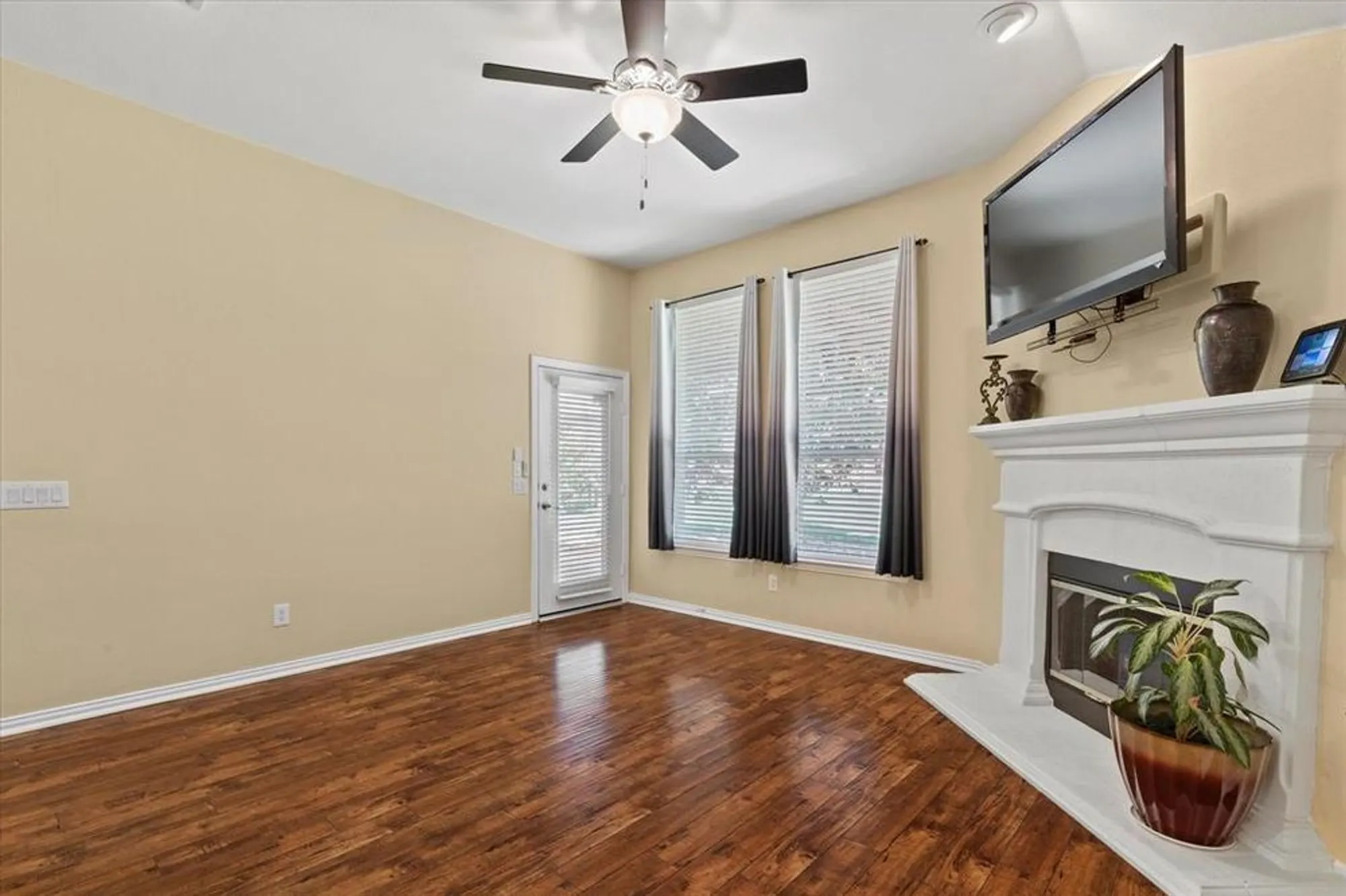 Property Slideshow image 13 of 37 | 927 oakland hills dr, Fairview, TX, 75069