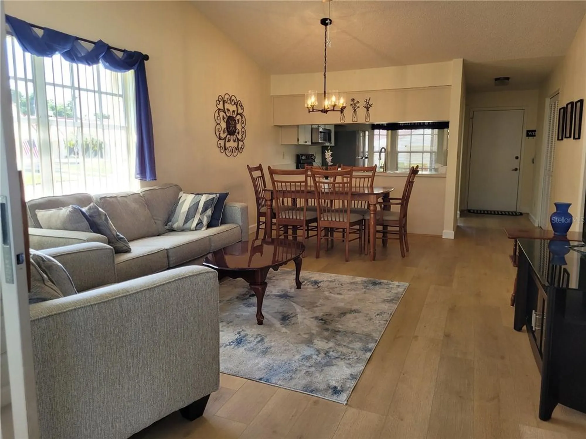 Property Slideshow image 3 of 23 | 946 madrid dr, Palm Harbor, FL, 34684