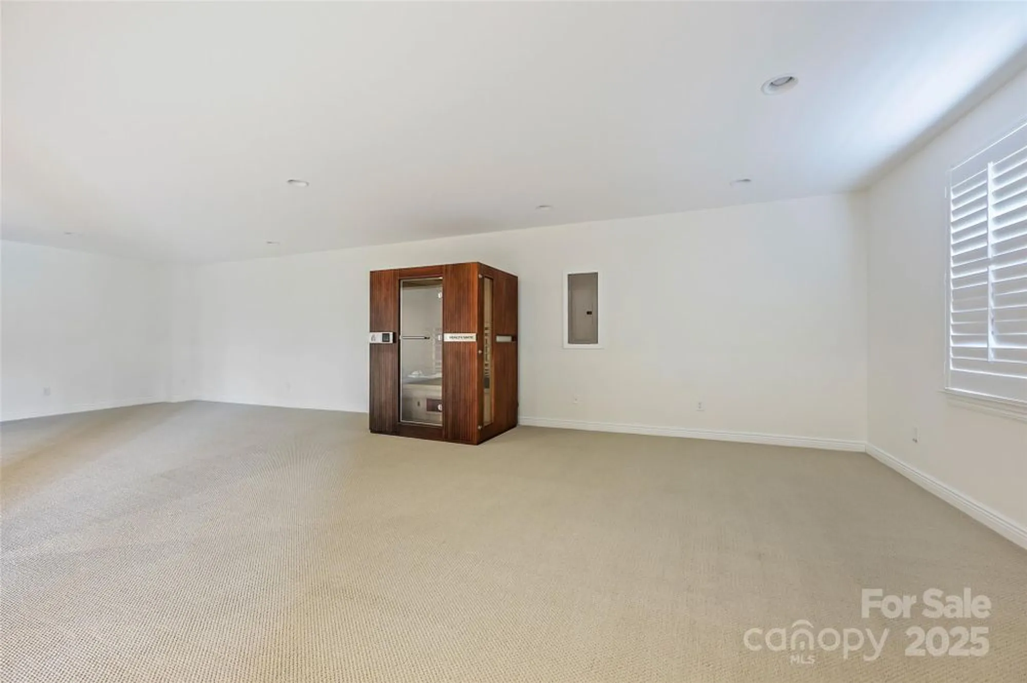 Property Slideshow image 24 of 27 | 14629 glen valley ct, Charlotte, NC, 28278