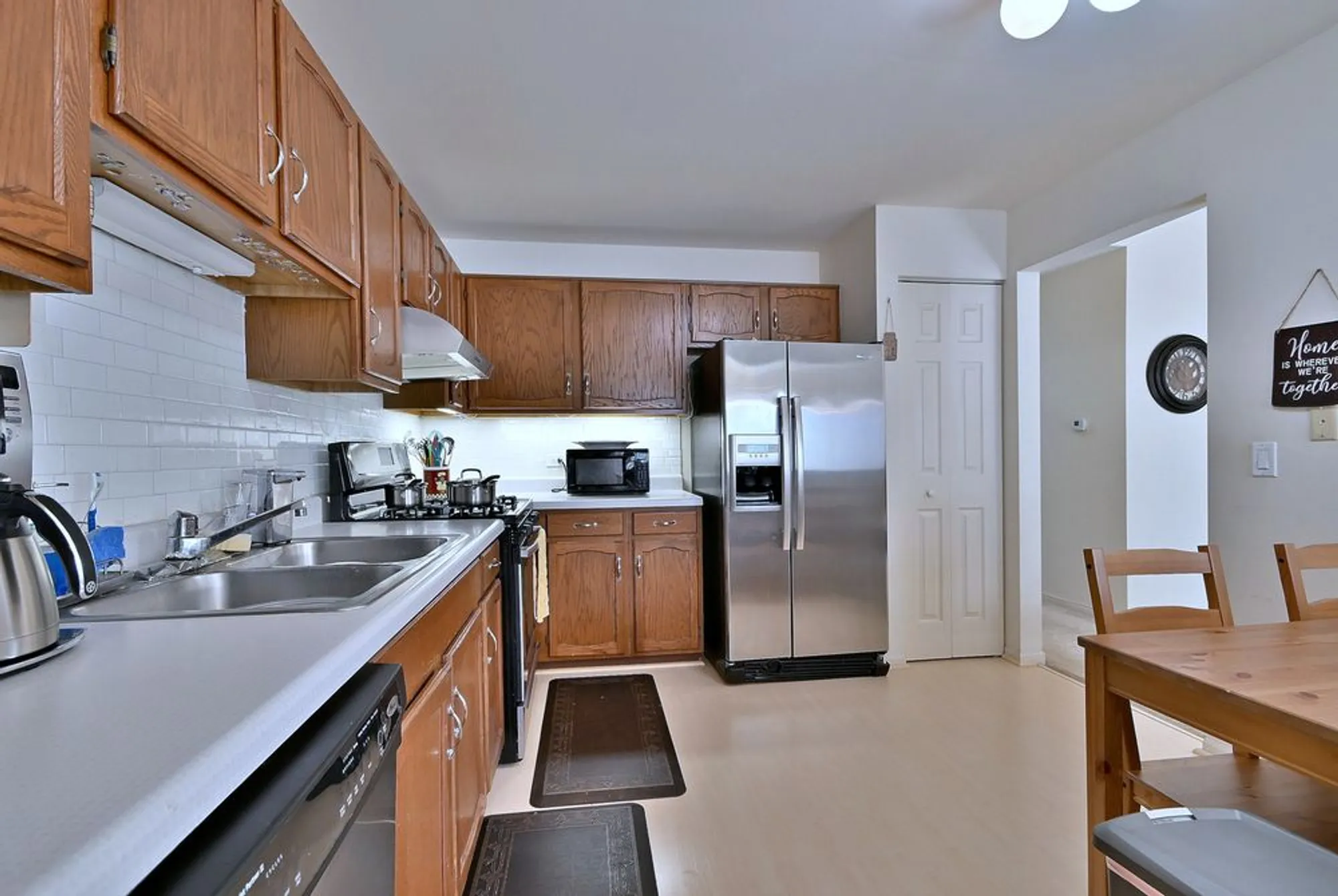 Property Slideshow image 12 of 27 | 509 aberdeen ln c, Prospect Heights, IL, 60070