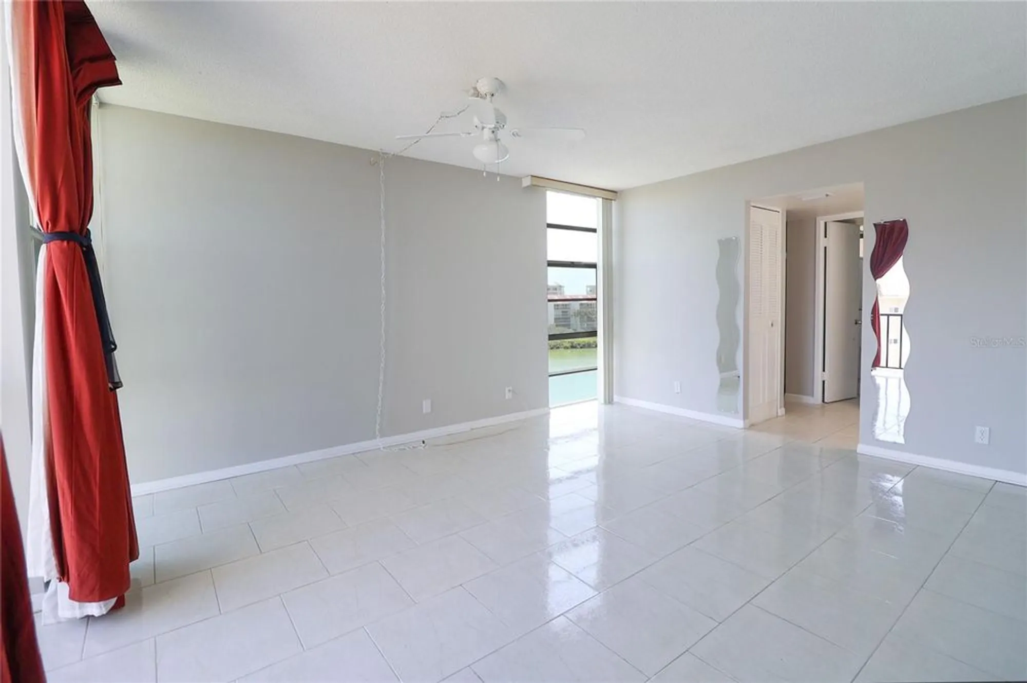 Property Slideshow image 19 of 28 | 7400 sun island dr 501, South Pasadena, FL, 33707
