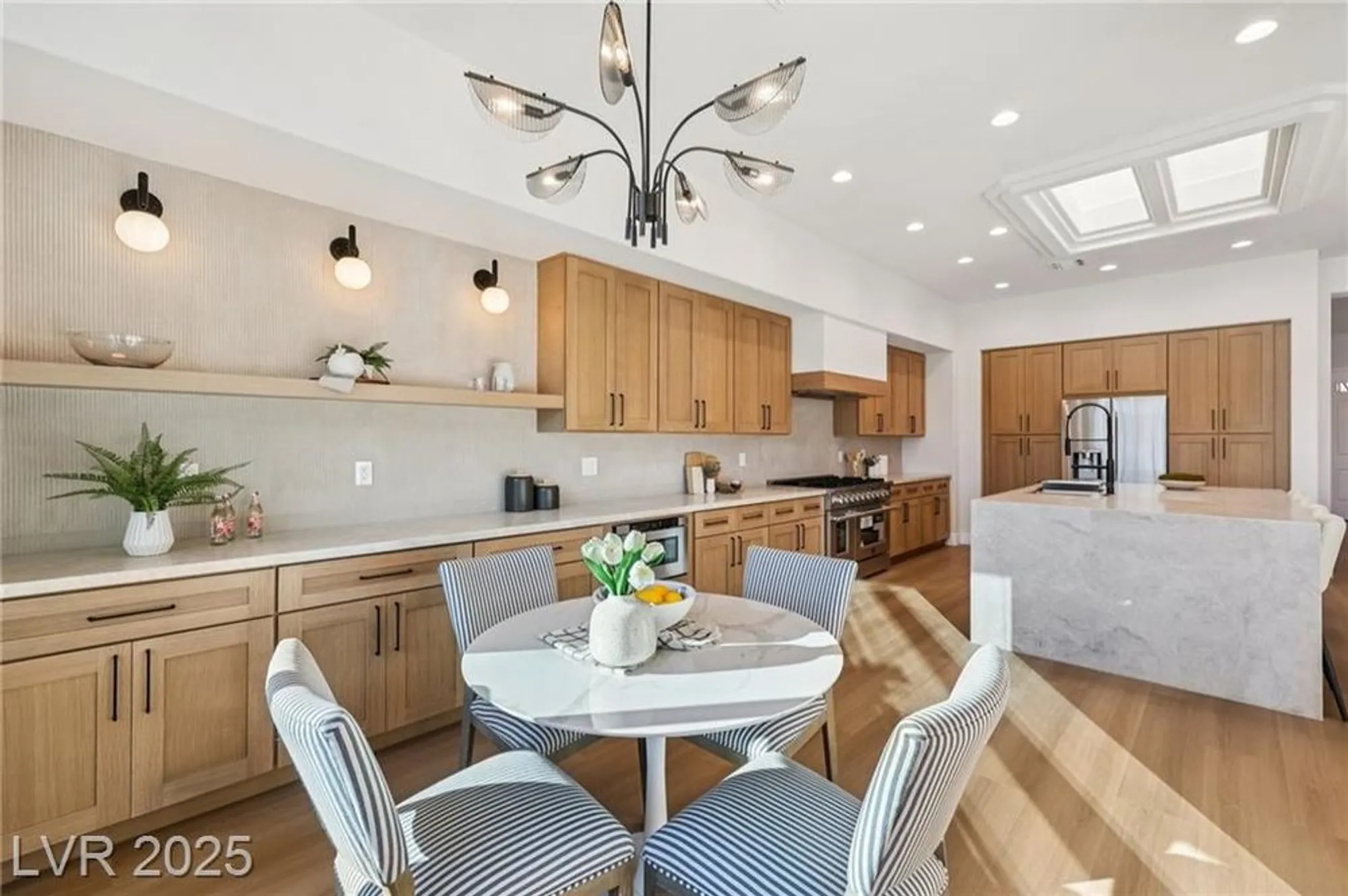 Property Slideshow image 23 of 84 | 2695 olivia heights ave, Henderson, NV, 89052