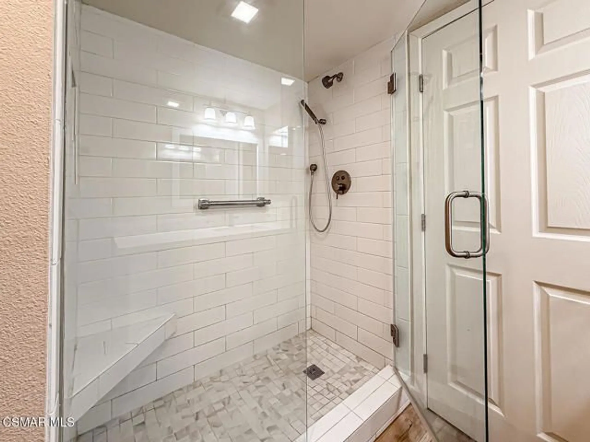 Property Slideshow image 19 of 42 | 291 sequoia ct 17, Thousand Oaks, CA, 91360