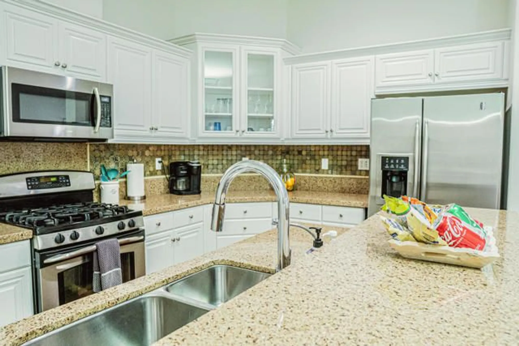 Property Slideshow image 11 of 34 | 42861 beato dr, Indio, CA, 92203