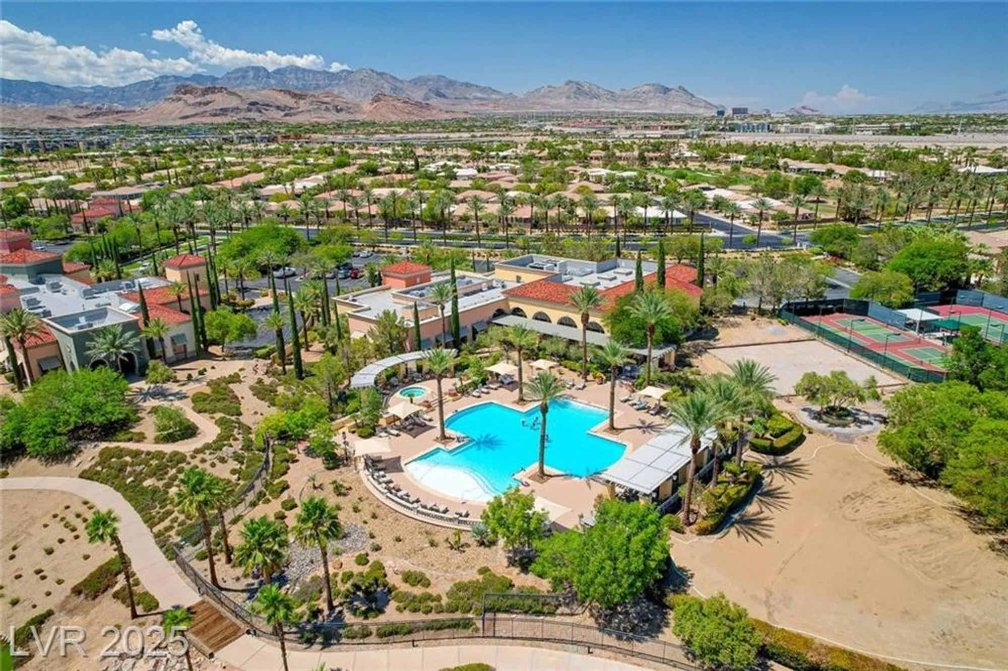Property Slideshow image 84 of 96 | 10372 abisso dr, Las Vegas, NV, 89135