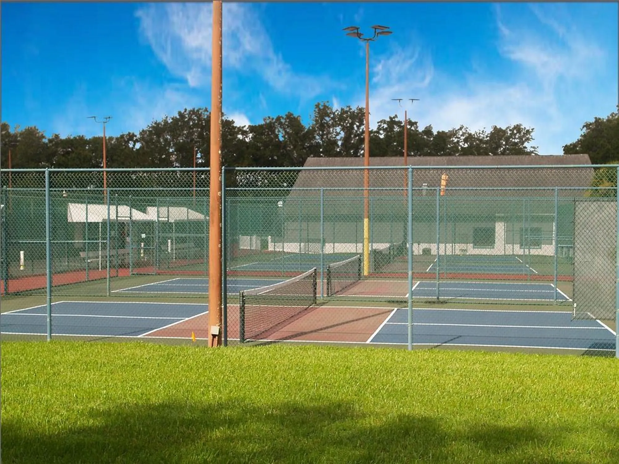 Property Slideshow image 39 of 47 | 25327 temple ct, Leesburg, FL, 34748