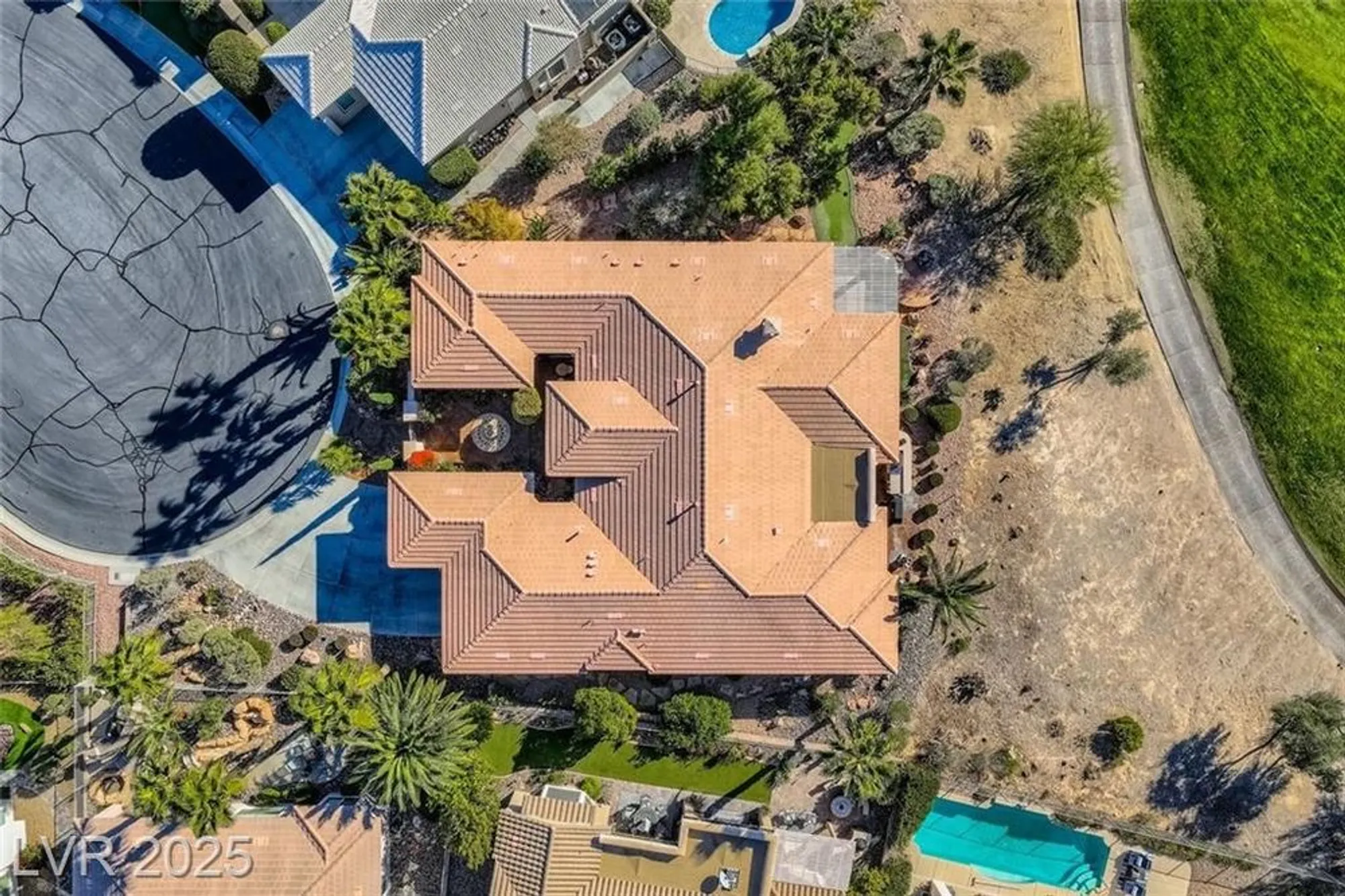 Property Slideshow image 25 of 35 | 4198 melodia songo ct, Las Vegas, NV, 89135