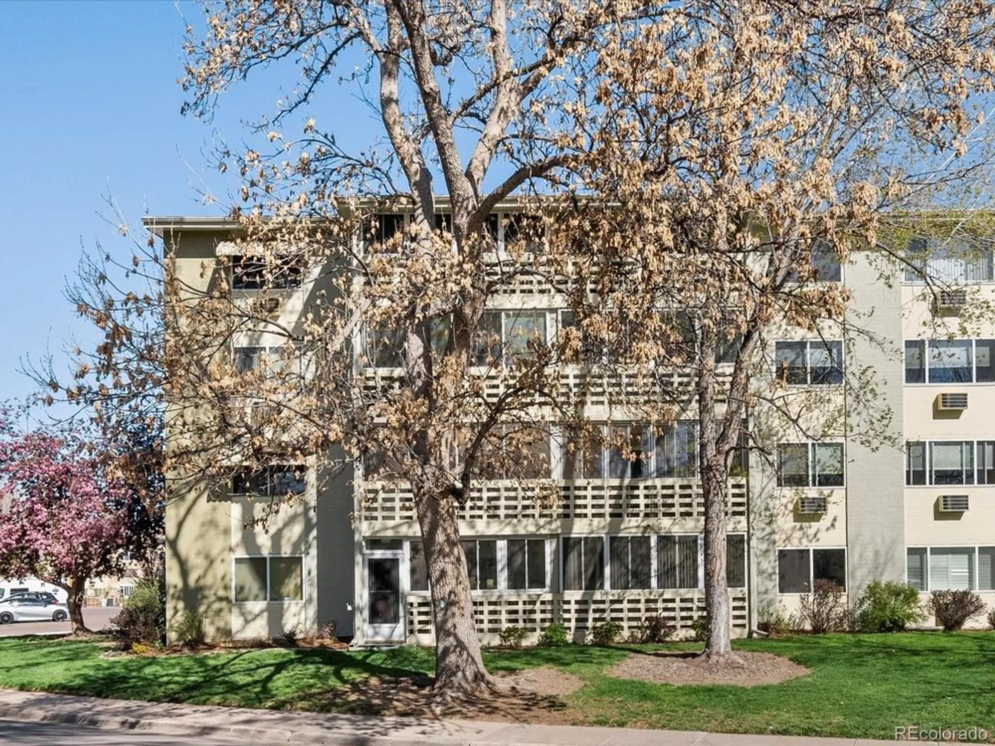 Property Slideshow image 32 of 40 | 9385 e center ave 1b, Denver, CO, 80247