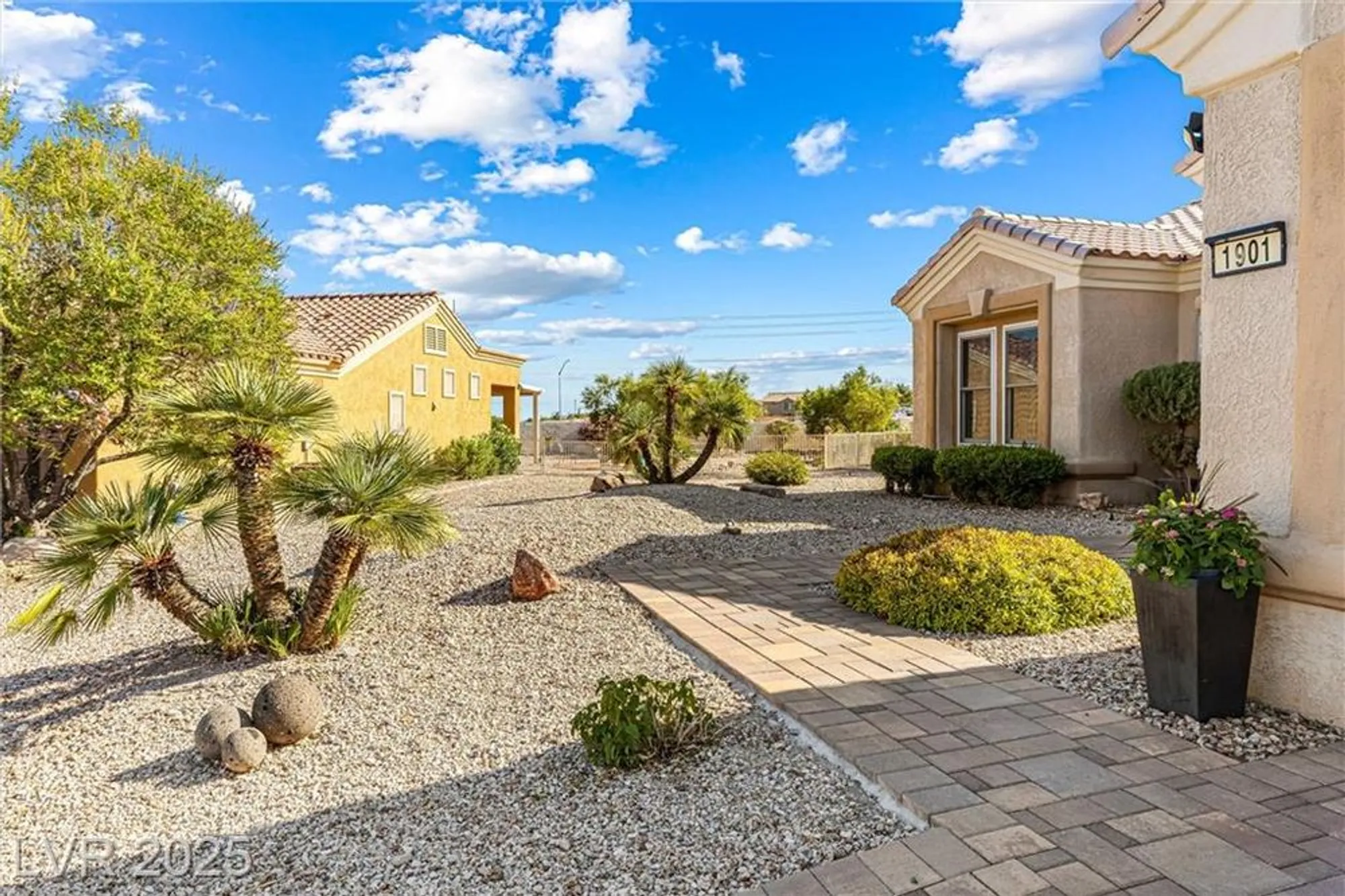 Property Slideshow image 5 of 55 | 1901 capestone st, Las Vegas, NV, 89134