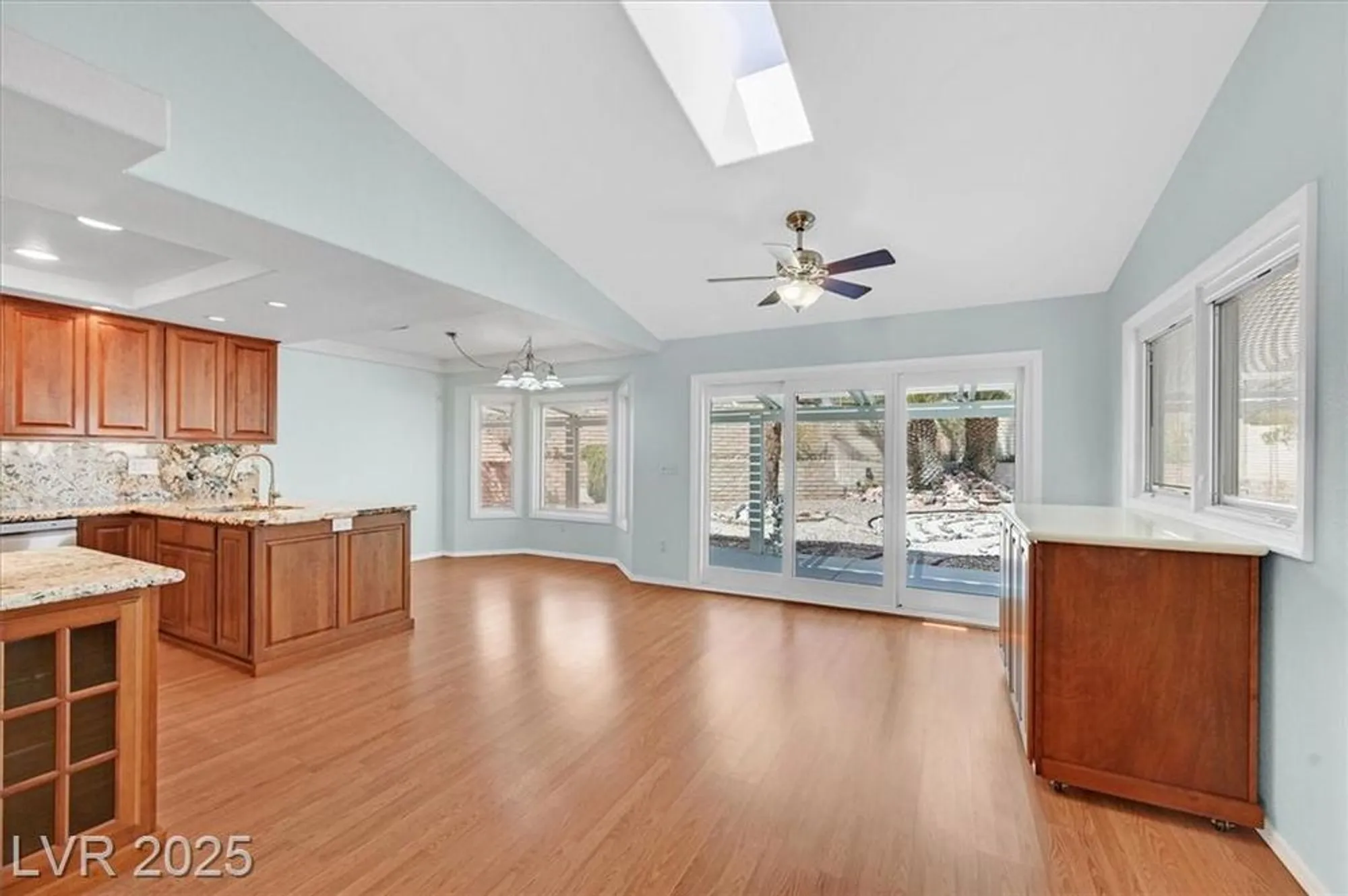 Property Slideshow image 15 of 45 | 3109 hawksdale dr, Las Vegas, NV, 89134