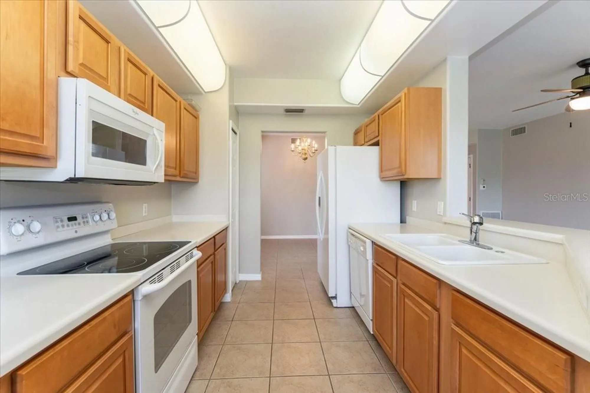 Property Slideshow image 13 of 48 | 11004 mill creek way 1902, Fort Myers, FL, 33913
