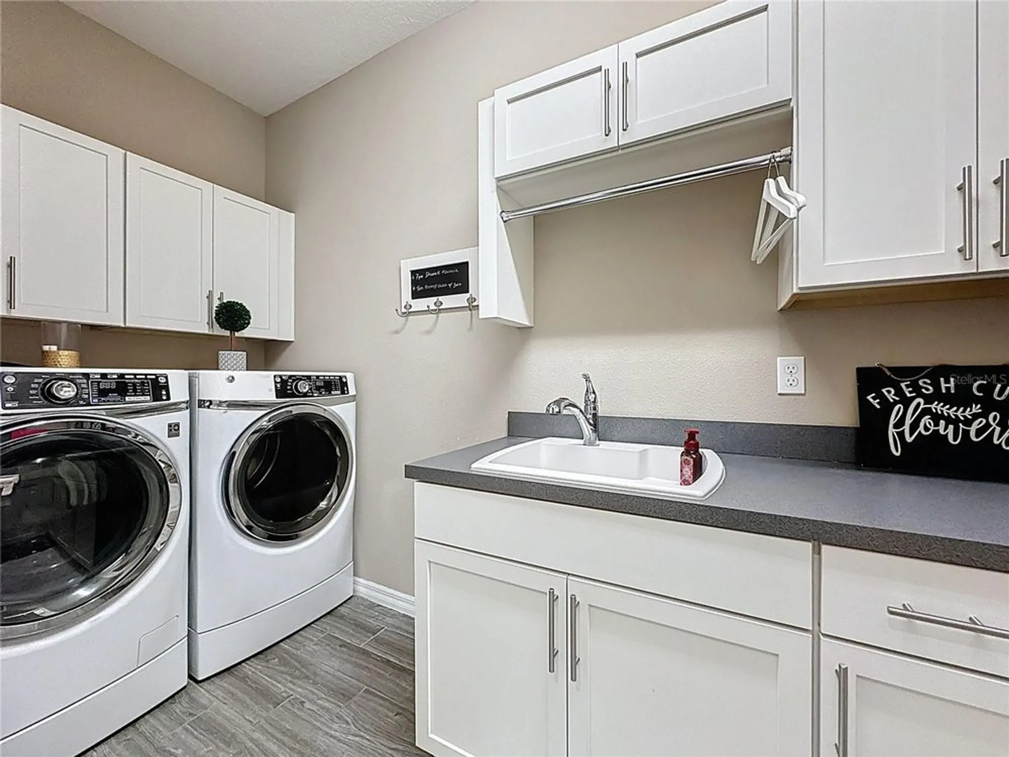 Property Slideshow image 49 of 89 | 201 silver maple rd, Groveland, FL, 34736