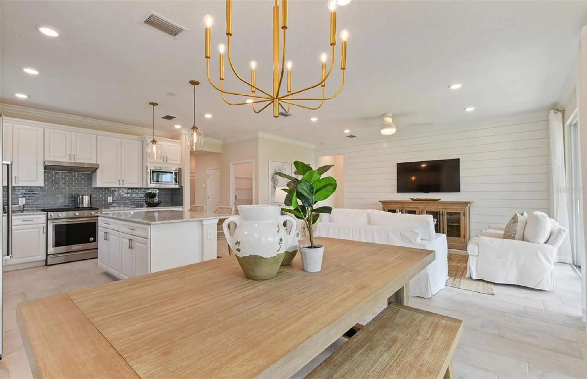 Property Slideshow image 11 of 33 | 2711 serenity meadow dr, Kissimmee, FL, 34744