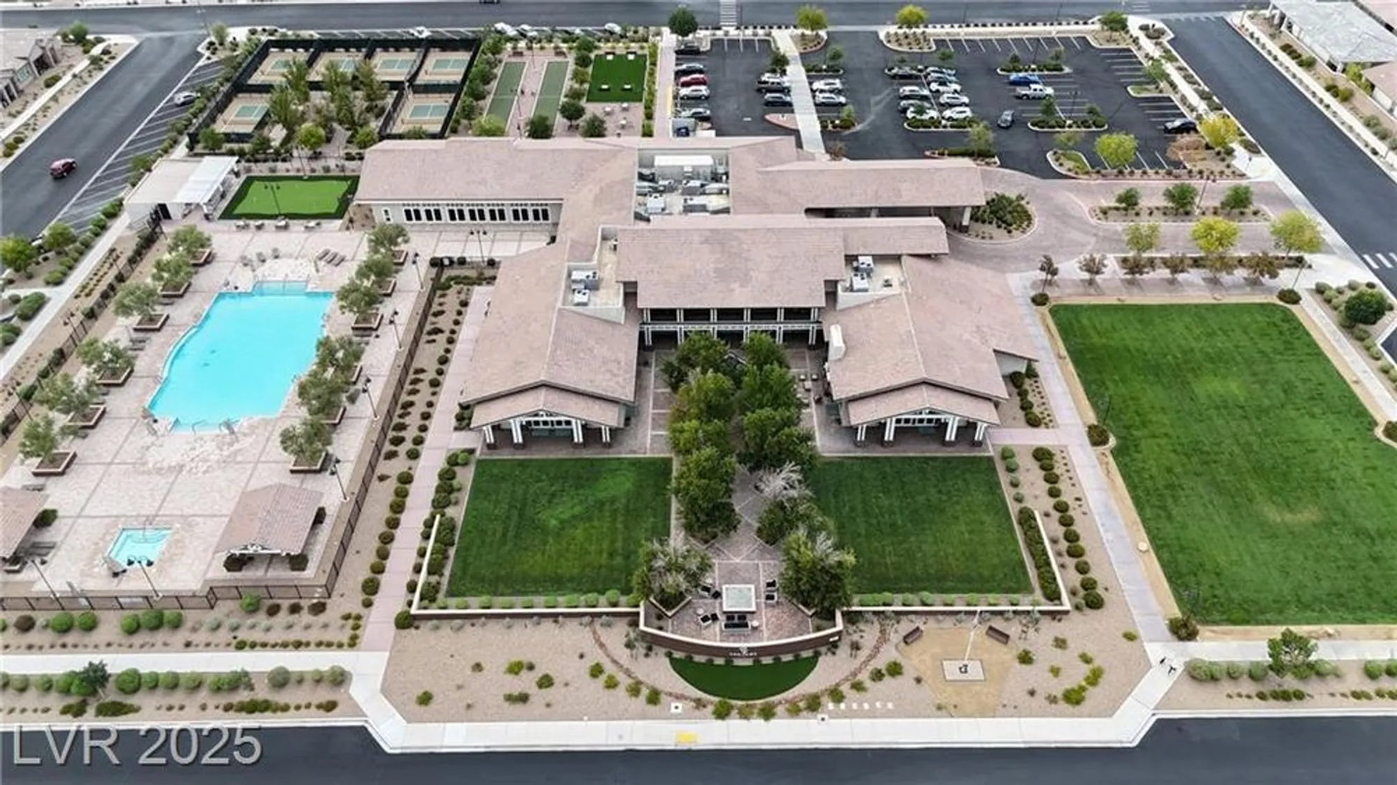 Property Slideshow image 37 of 59 | 778 hibiscuss blossom st, Henderson, NV, 89011