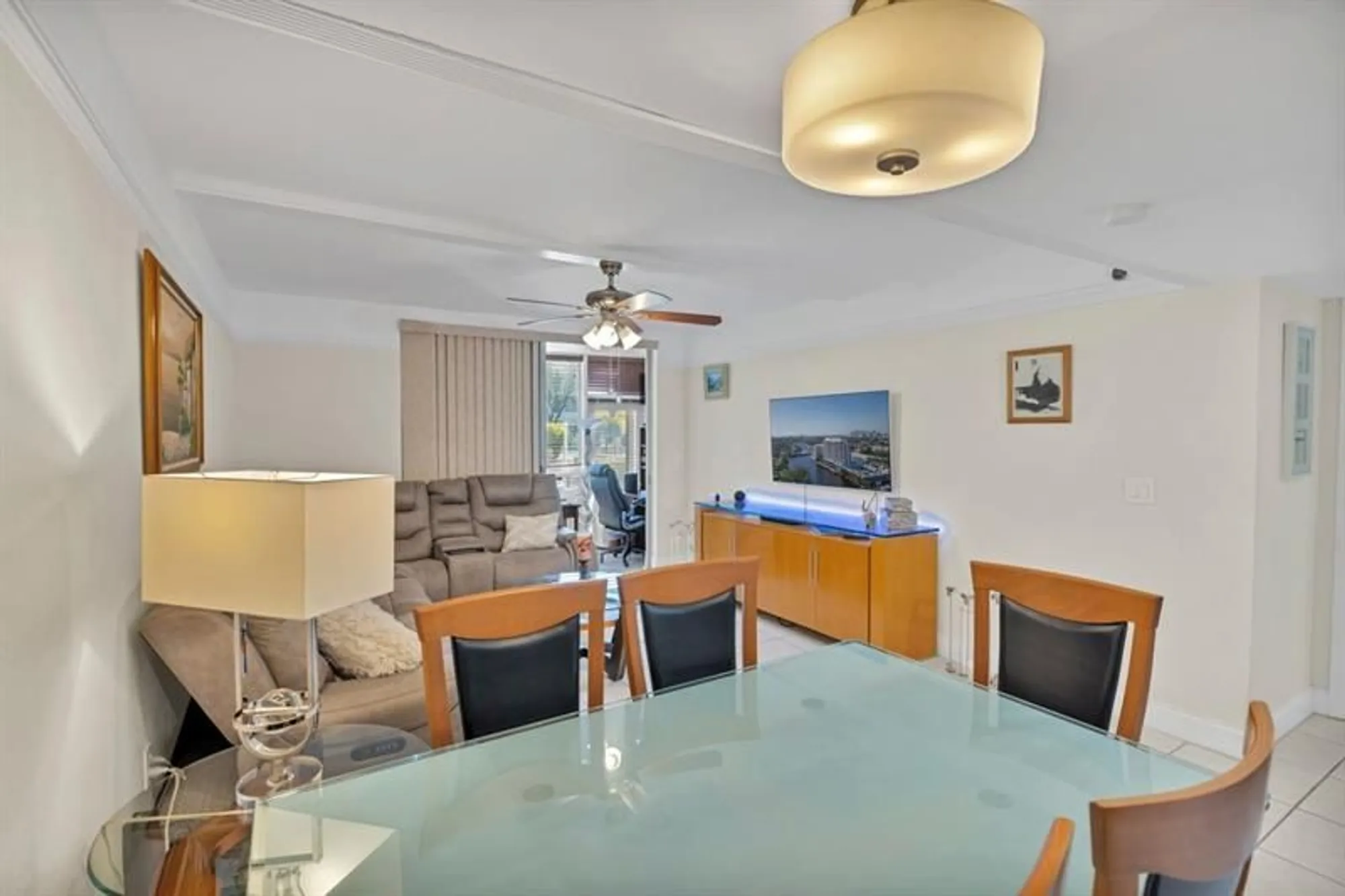 Property Slideshow image 15 of 35 | 6850 royal palm blvd, Margate, FL, 33063