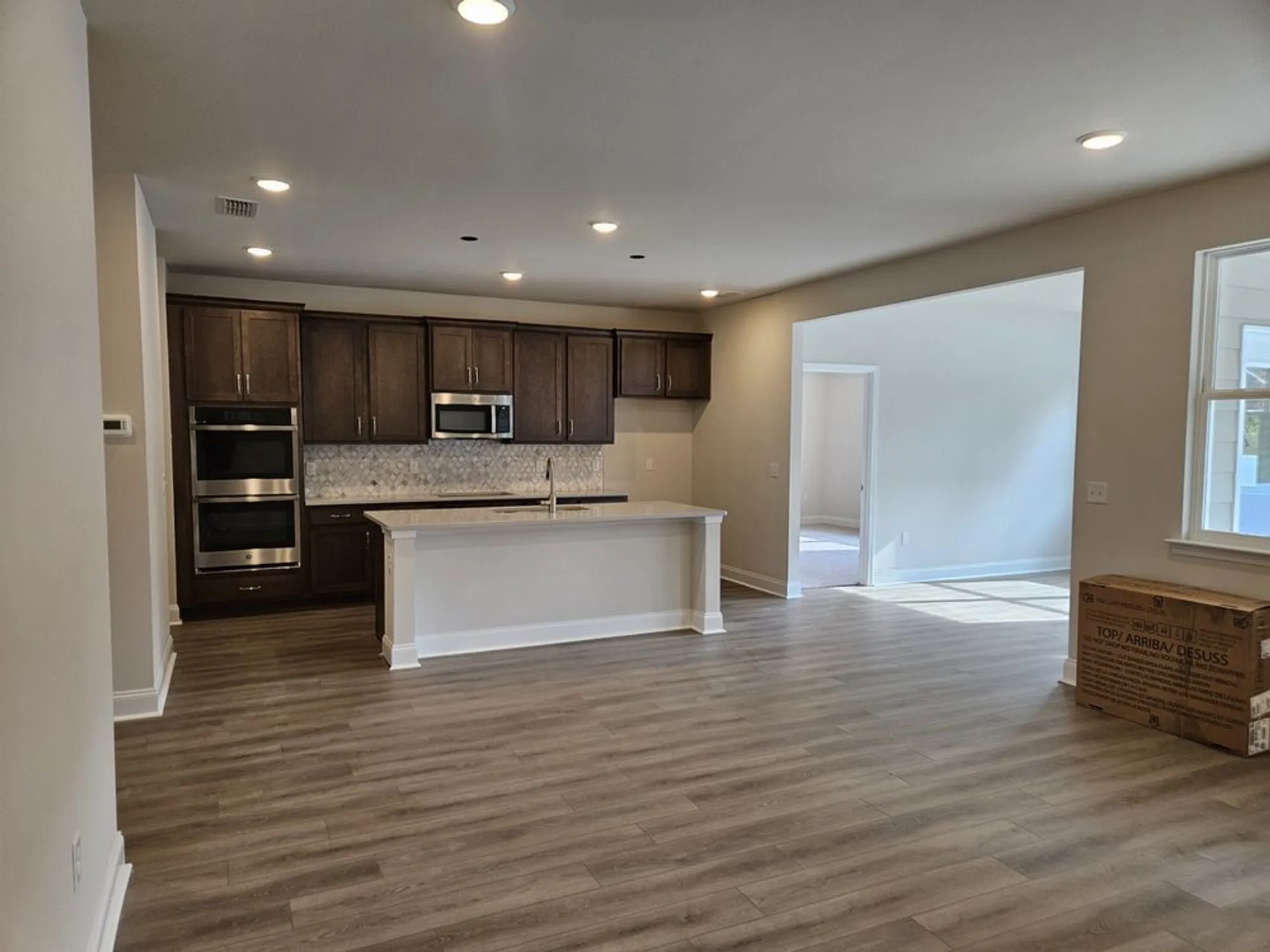 Property Slideshow image 14 of 38 | 336 stonehaus cir, Antioch, TN, 37013