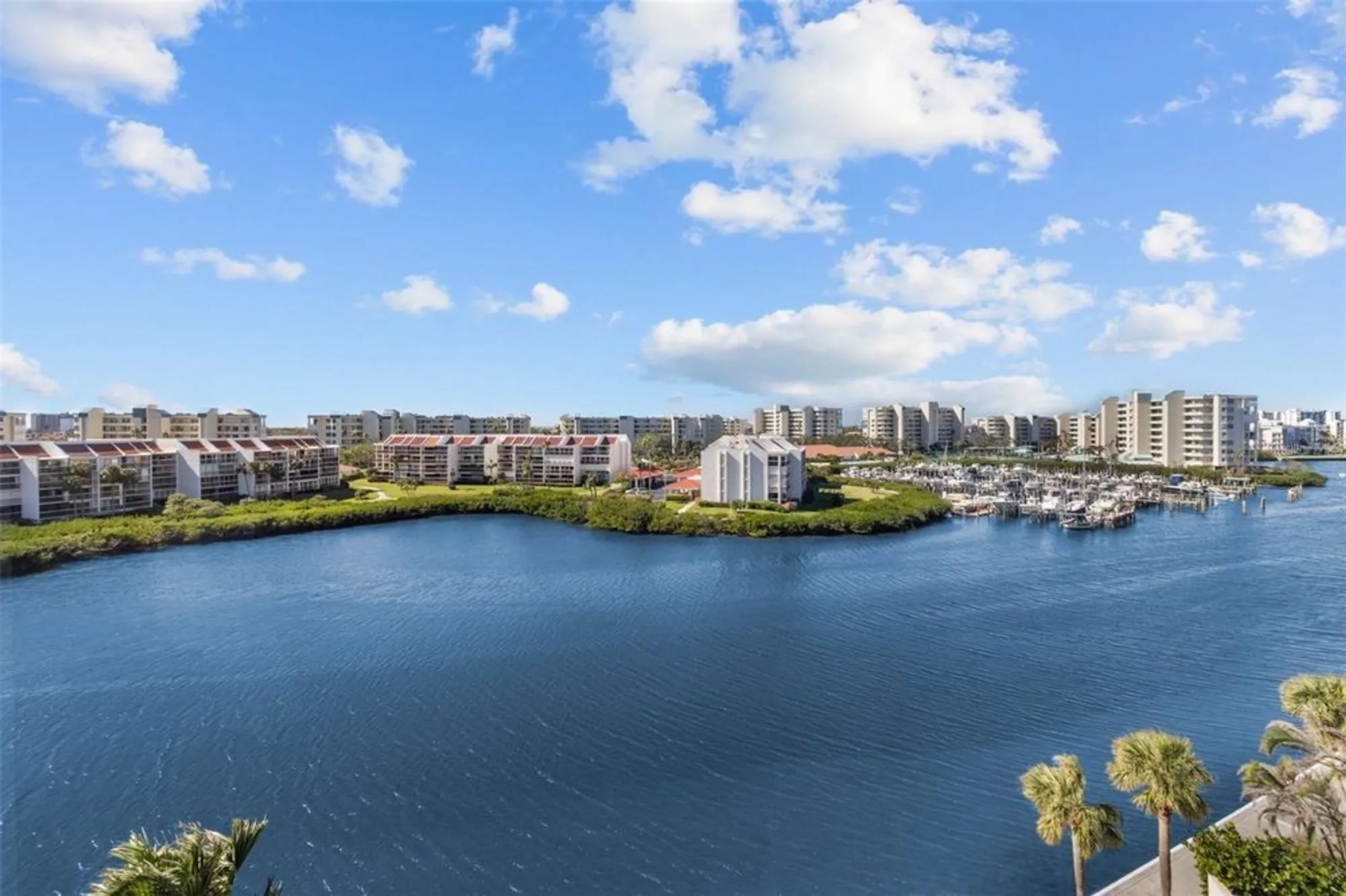 Property Slideshow image 45 of 58 | 7400 sun island dr 412, South Pasadena, FL, 33707