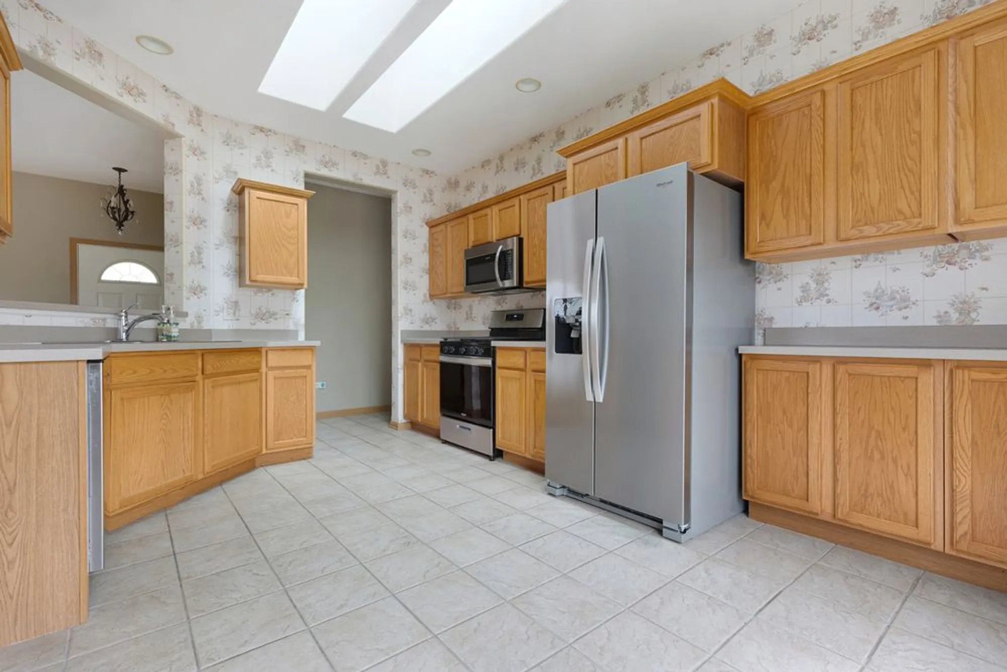 Property Slideshow image 5 of 20 | 13427 michigan ave, Huntley, IL, 60142