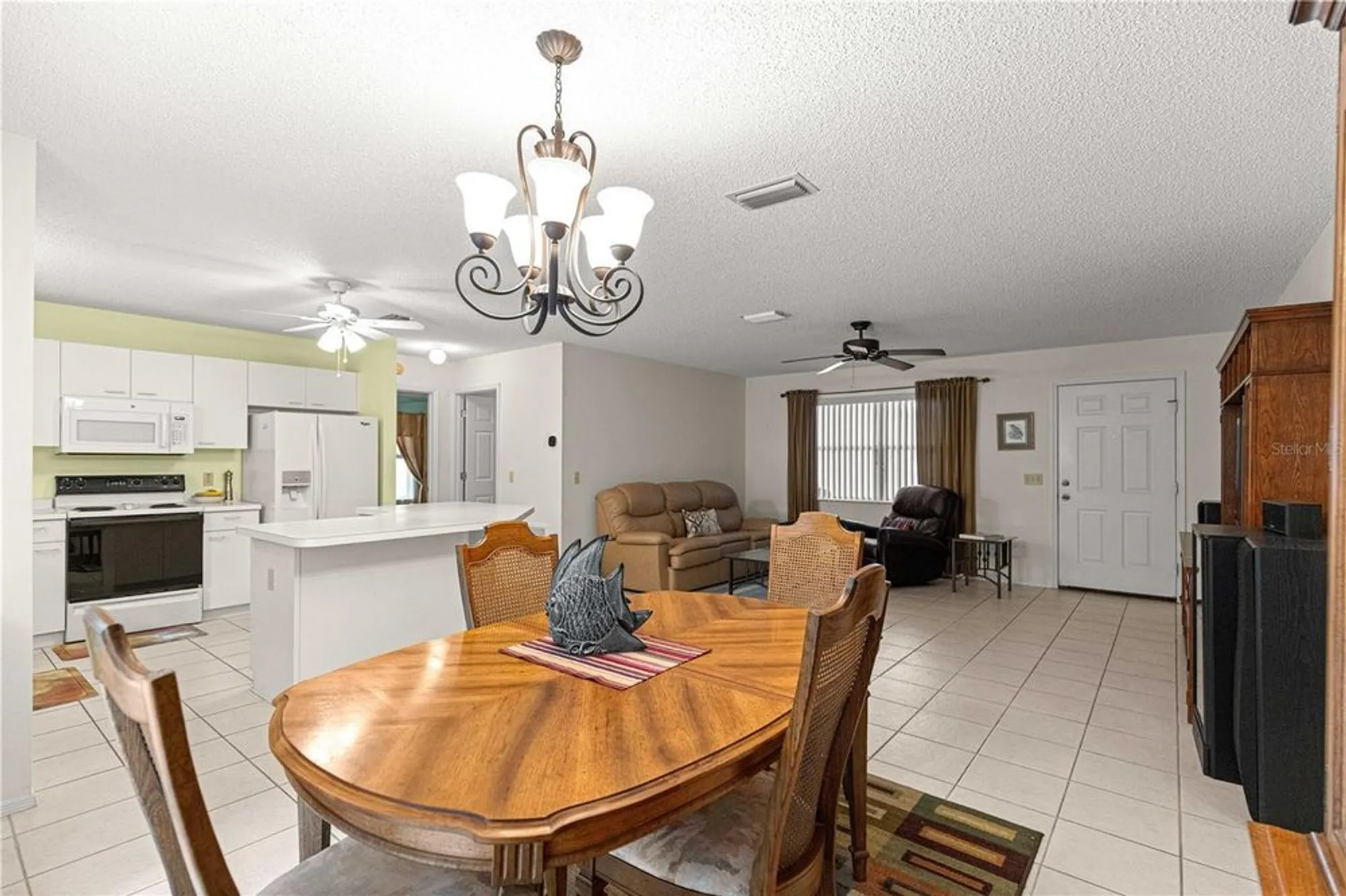 Property Slideshow image 13 of 44 | 334 juarez way, The Villages, FL, 32159