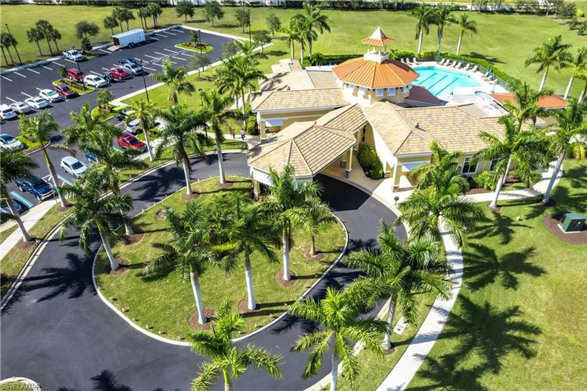 Property Slideshow image 38 of 49 | 2155 summersweet dr, Alva, FL, 33920