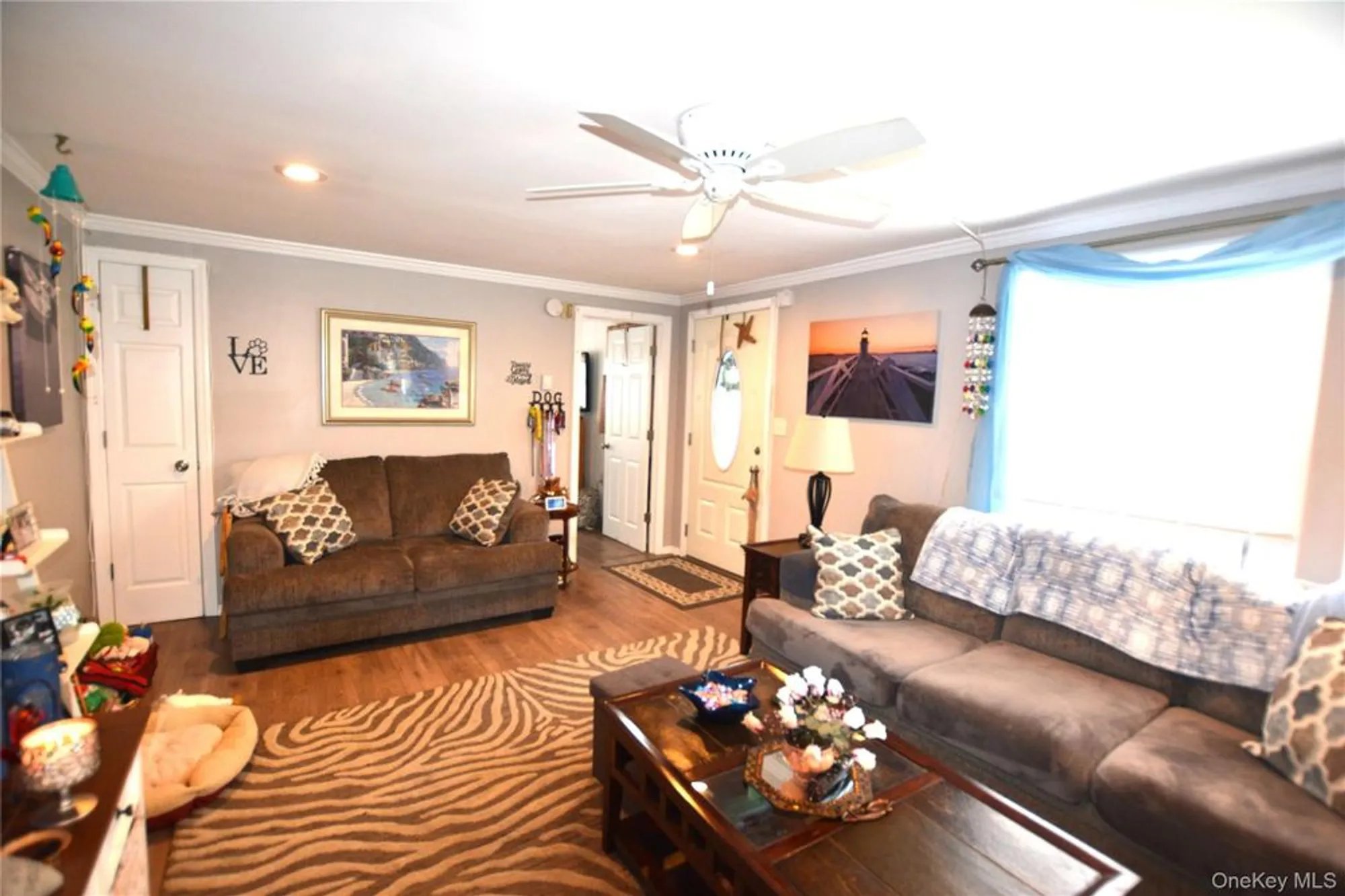 Property Slideshow image 6 of 31 | 77 village cir, Manorville, NY, 11949