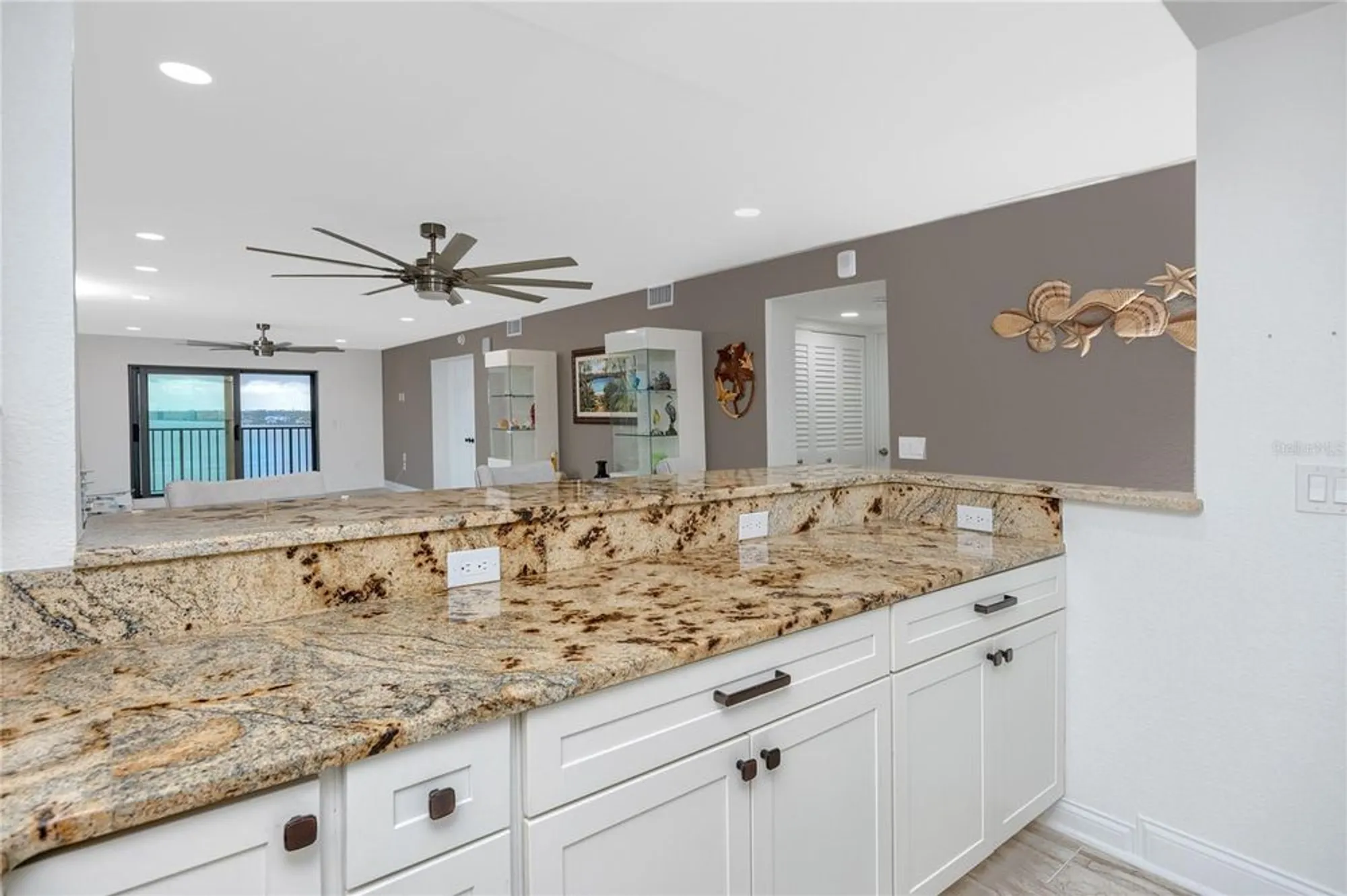 Property Slideshow image 7 of 54 | 7300 sun island dr 706, South Pasadena, FL, 33707