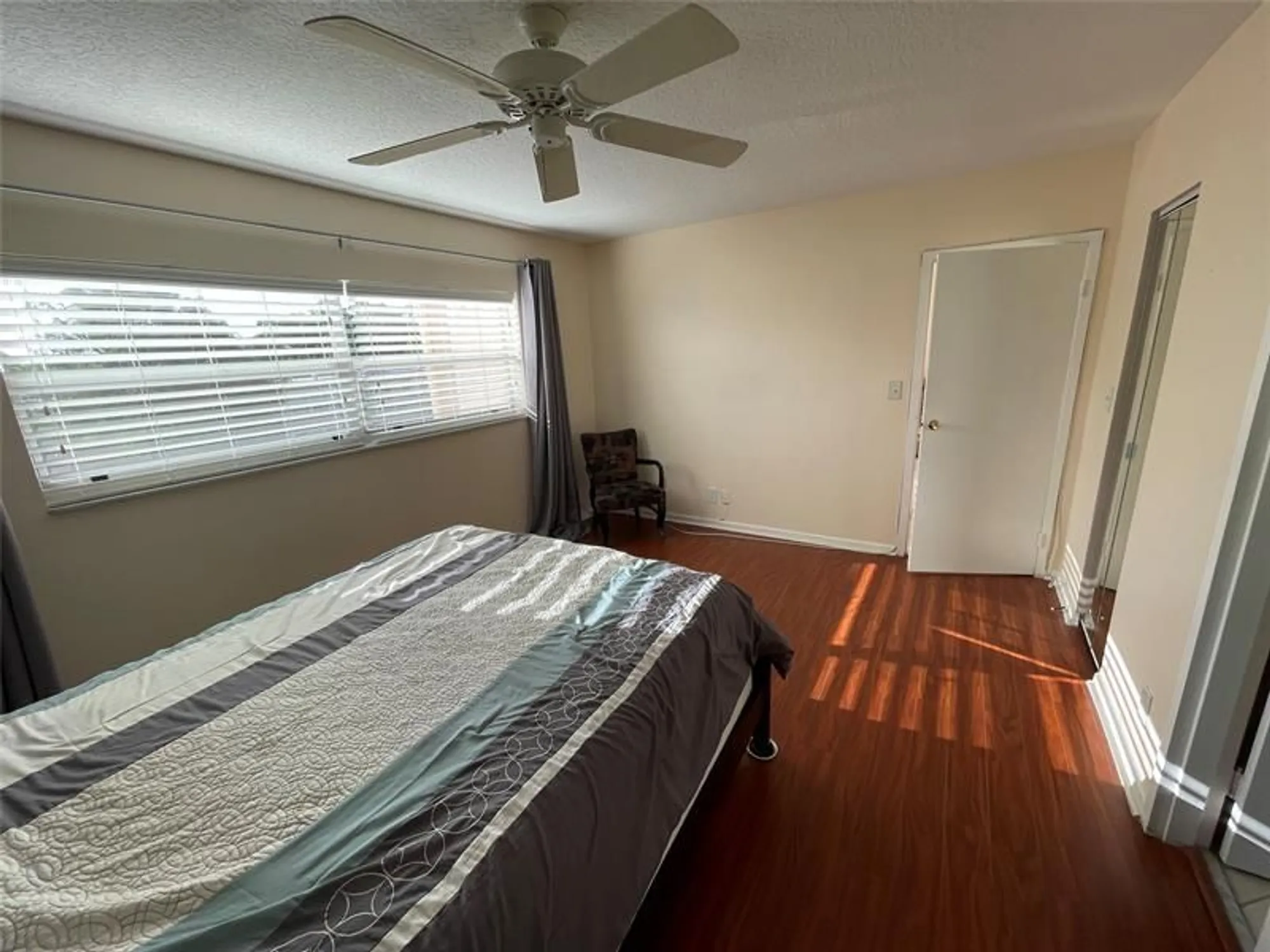 Property Slideshow image 14 of 31 | 1025 country club dr 301, Margate, FL, 33063