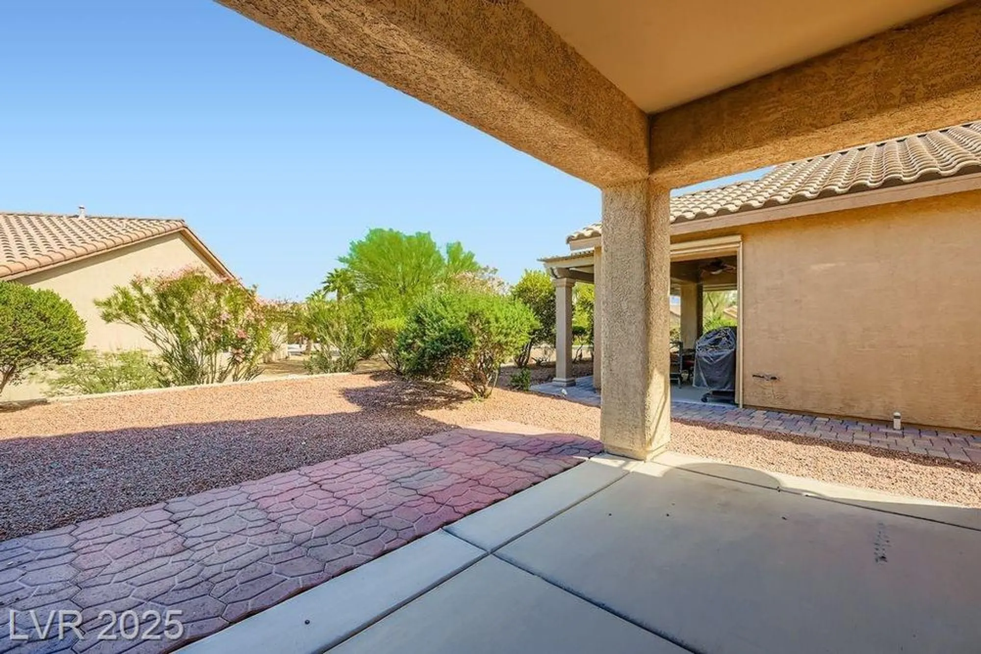 Property Slideshow image 15 of 19 | 6090 falconer ave, Las Vegas, NV, 89122