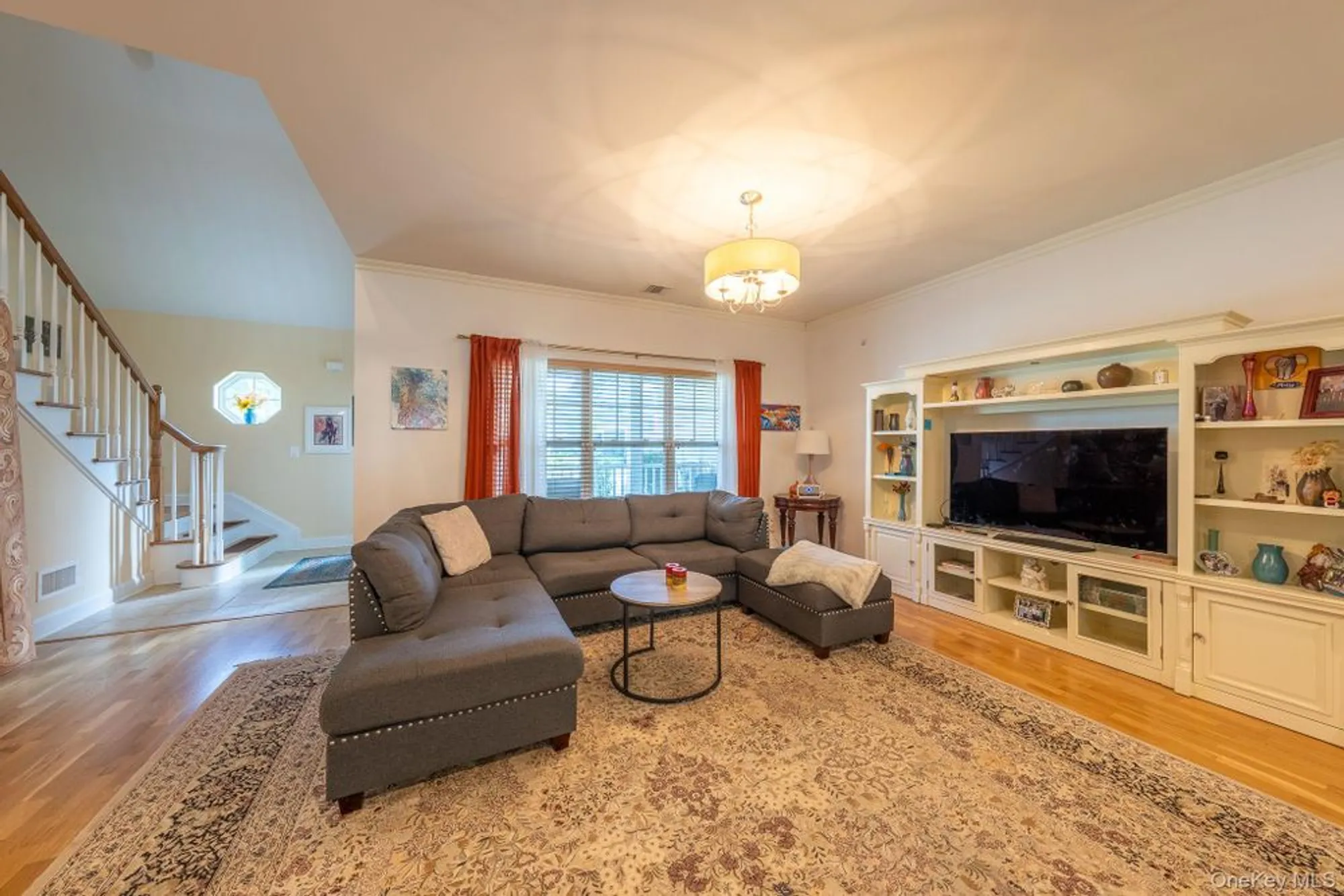 Property Slideshow image 7 of 22 | 18 kennsington ct, Riverhead, NY, 11901