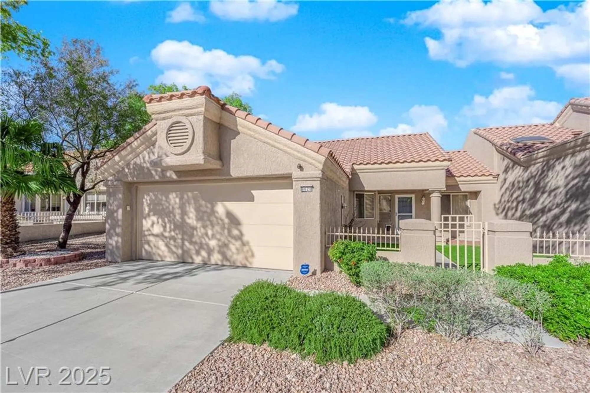 Property Slideshow image 1 of 20 | 8620 prairie hill dr, Las Vegas, NV, 89134