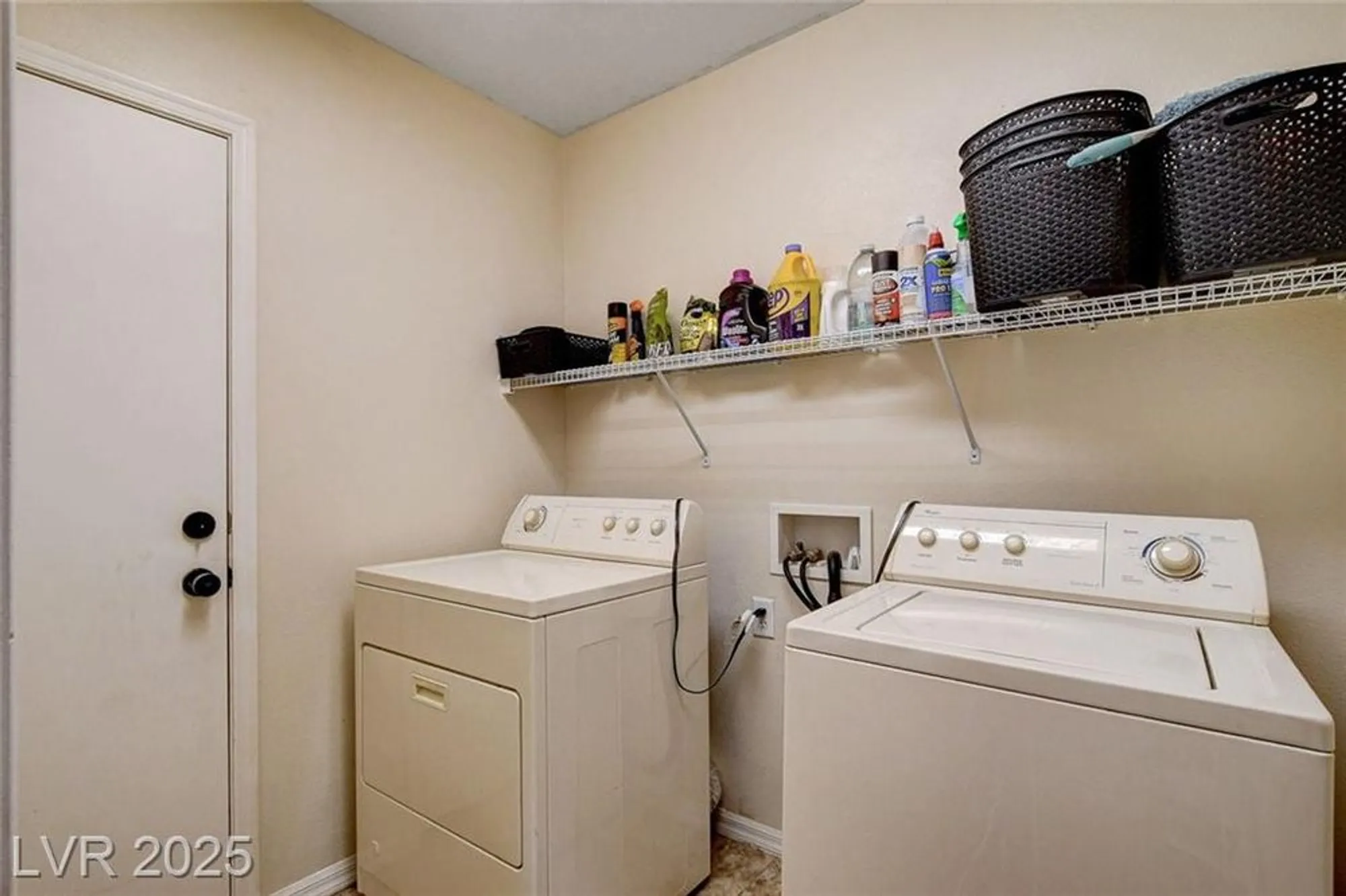 Property Slideshow image 31 of 57 | 4534 regalo bello st, Las Vegas, NV, 89135