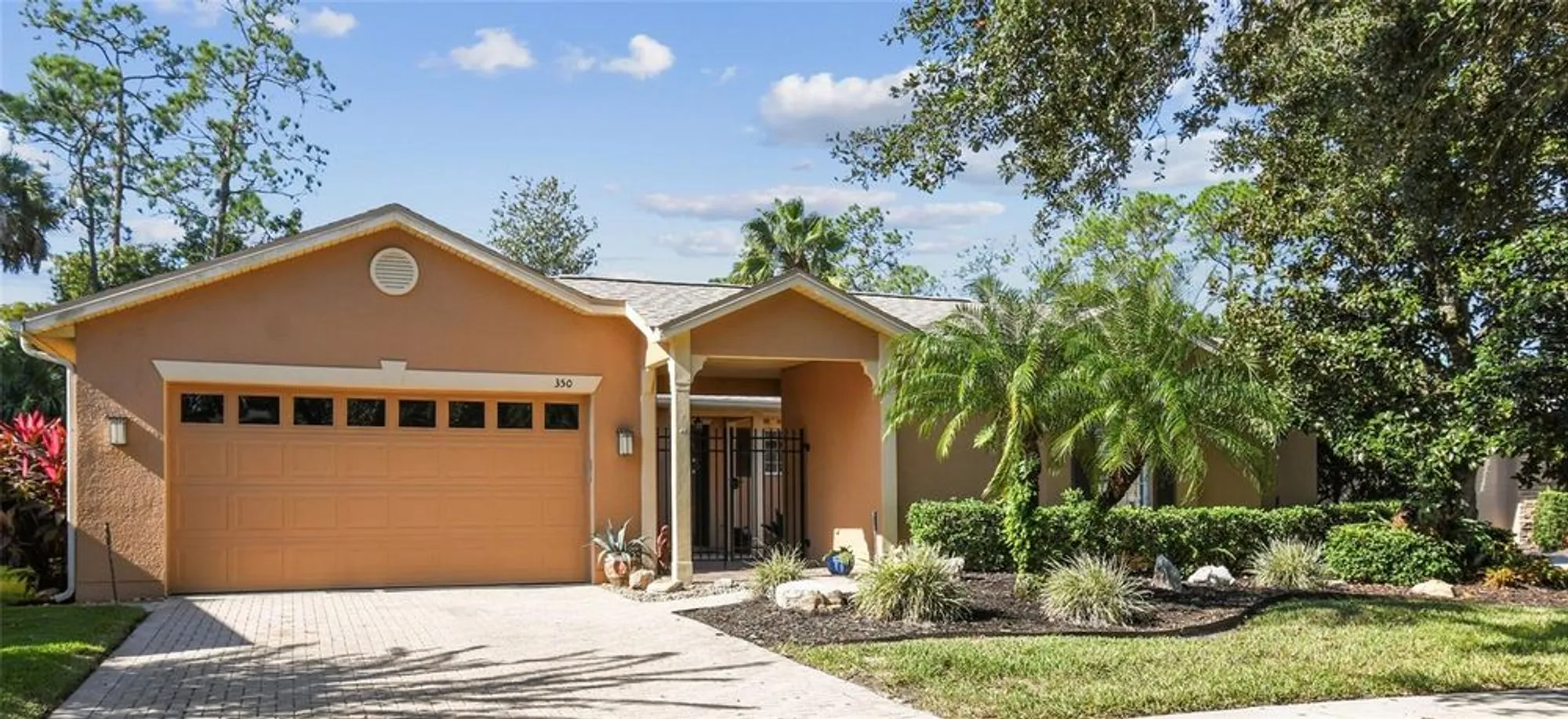 Property Slideshow image 2 of 66 | 350 balboa dr, Kissimmee, FL, 34759