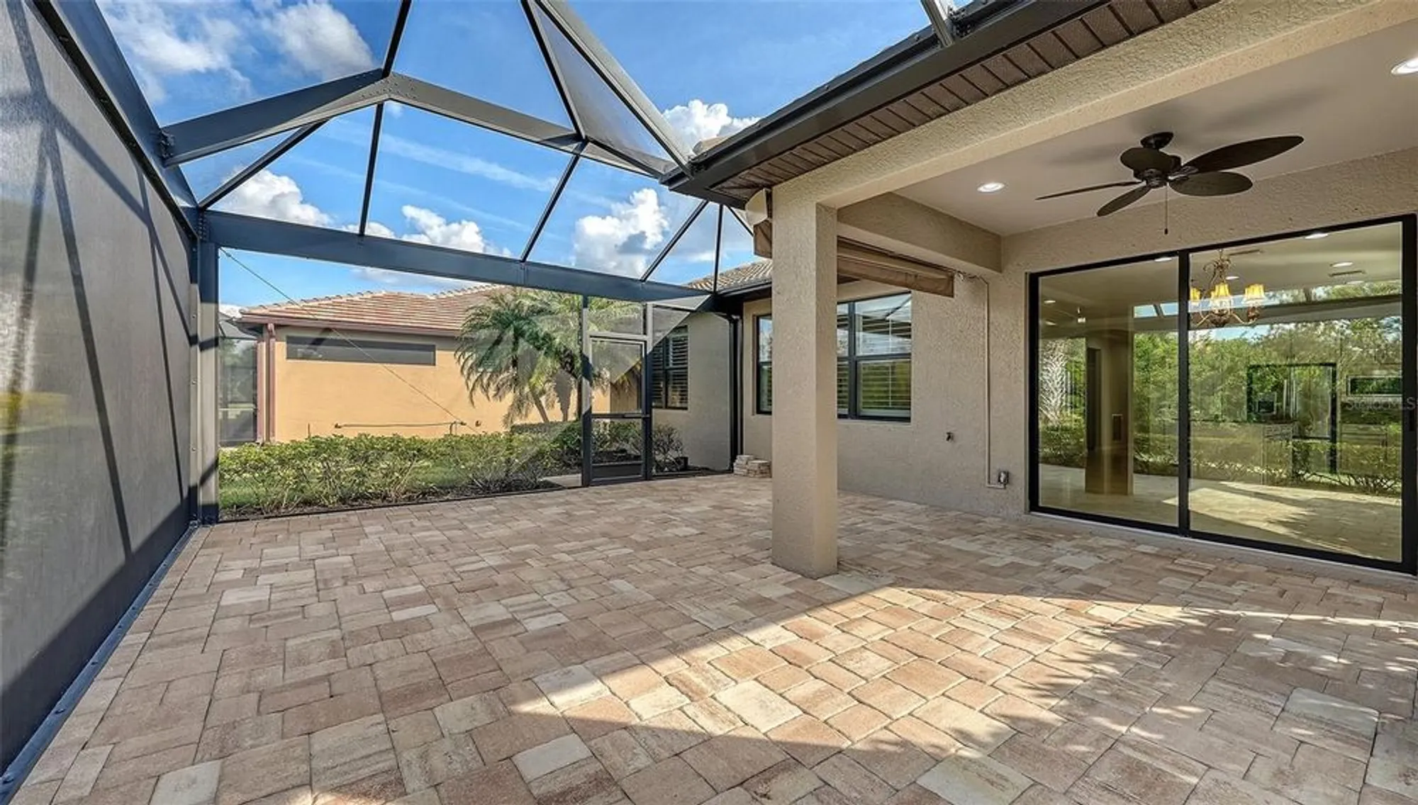 Property Slideshow image 33 of 64 | 5934 caspian tern dr, Sarasota, FL, 34238