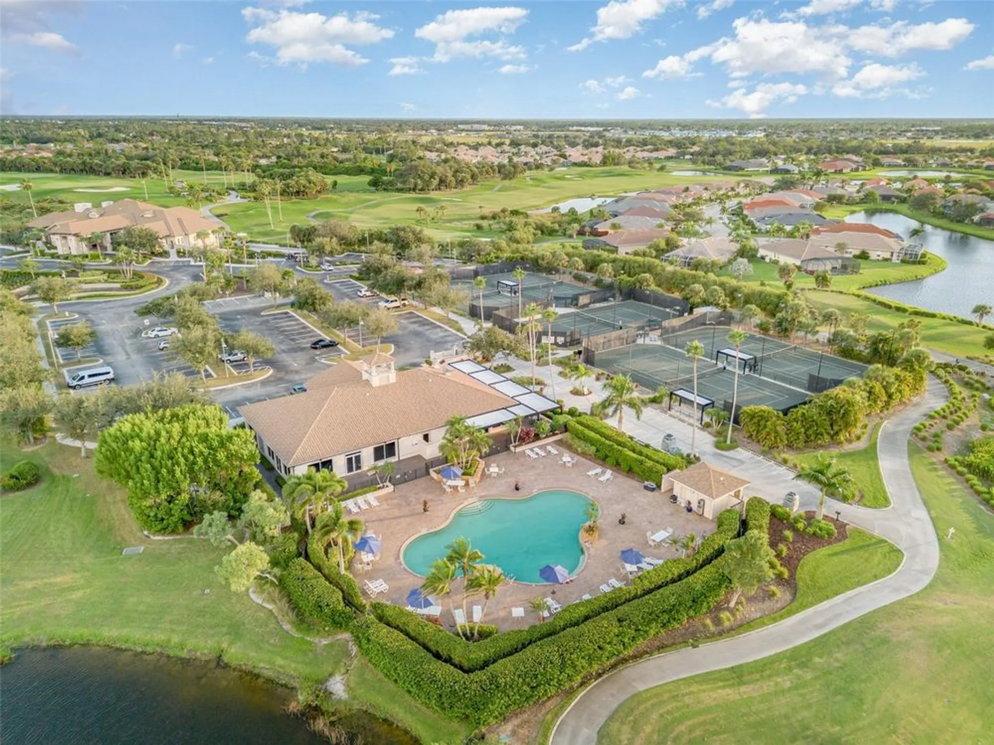 Property Slideshow image 4 of 20 | 1011 creek nine dr, North Port, FL, 34291