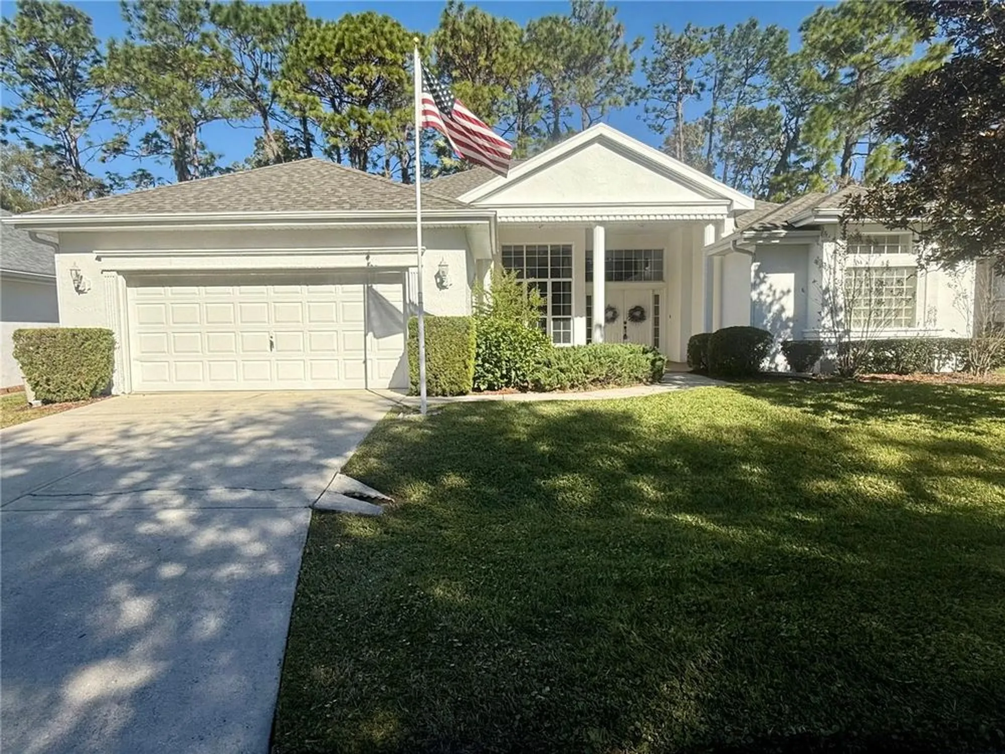 Property Slideshow image 3 of 66 | 11621 sw 72nd cir, Ocala, FL, 34476