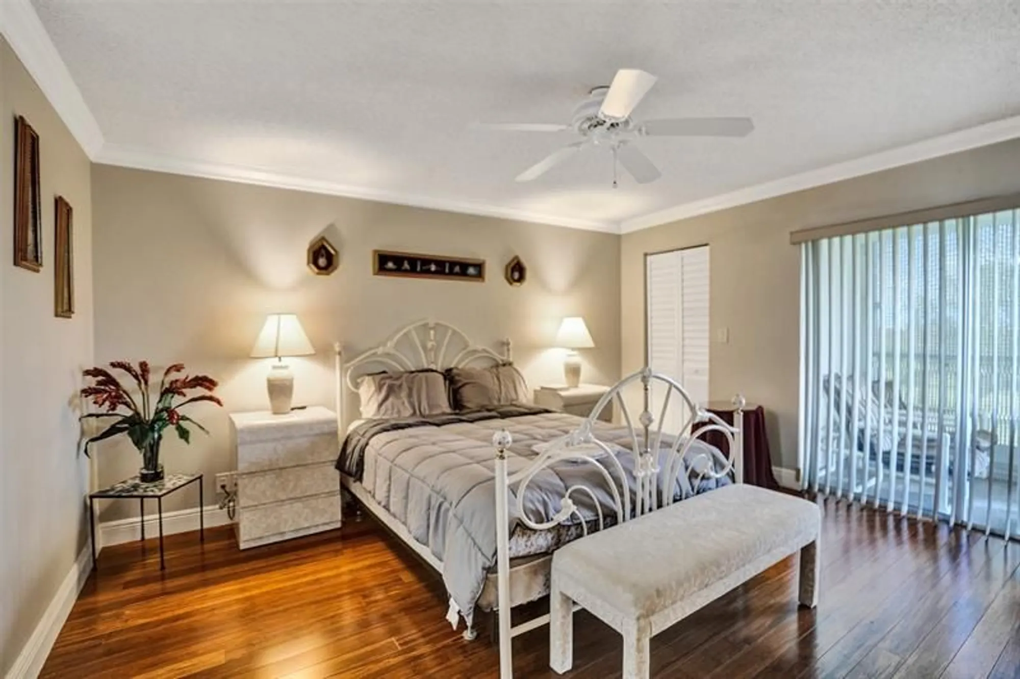 Property Slideshow image 18 of 48 | 5860 nw 44th st 603, Lauderhill, FL, 33319