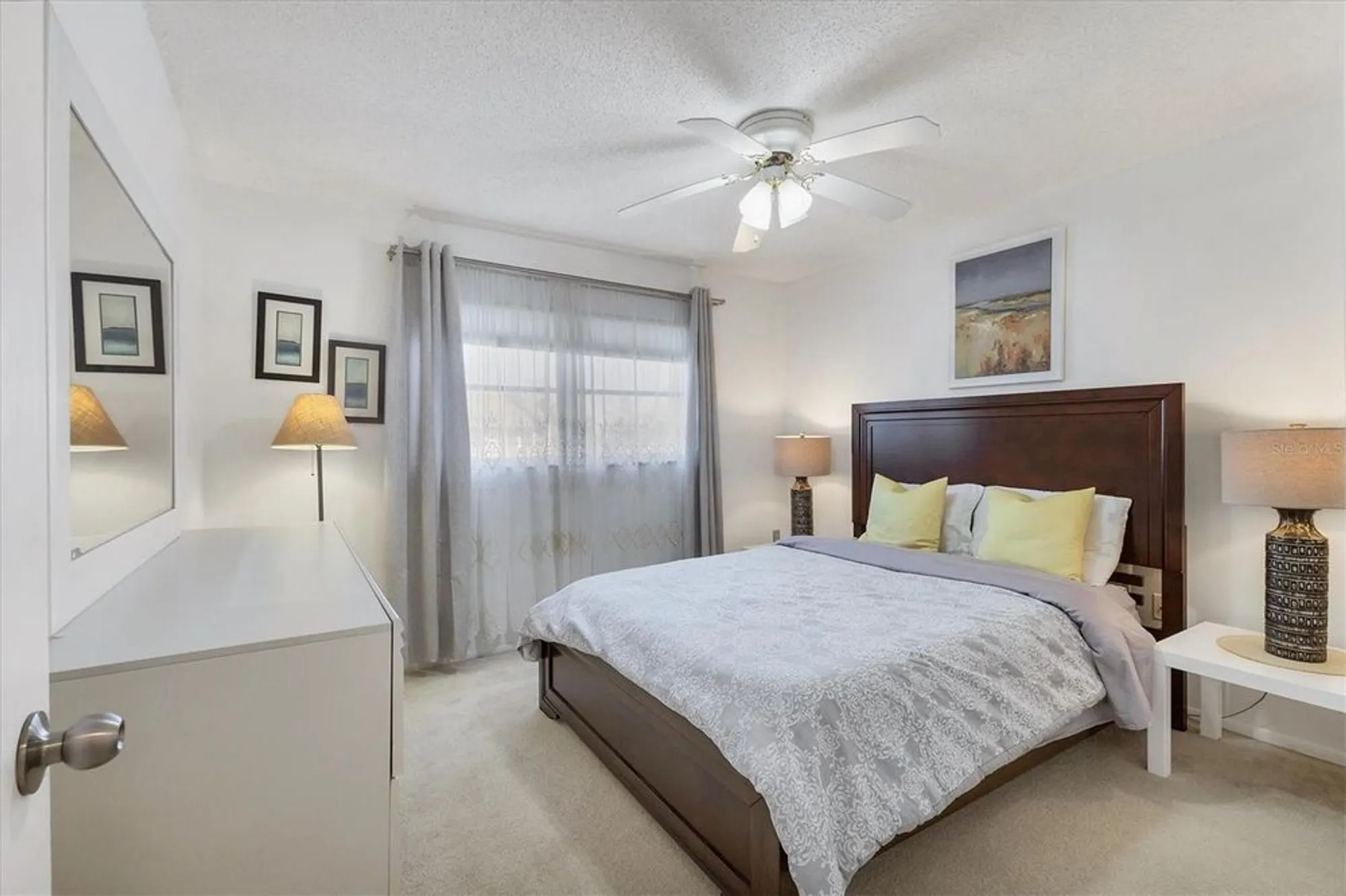 Property Slideshow image 7 of 64 | 2446 clubhouse cir unit 202, Sarasota, FL, 34232