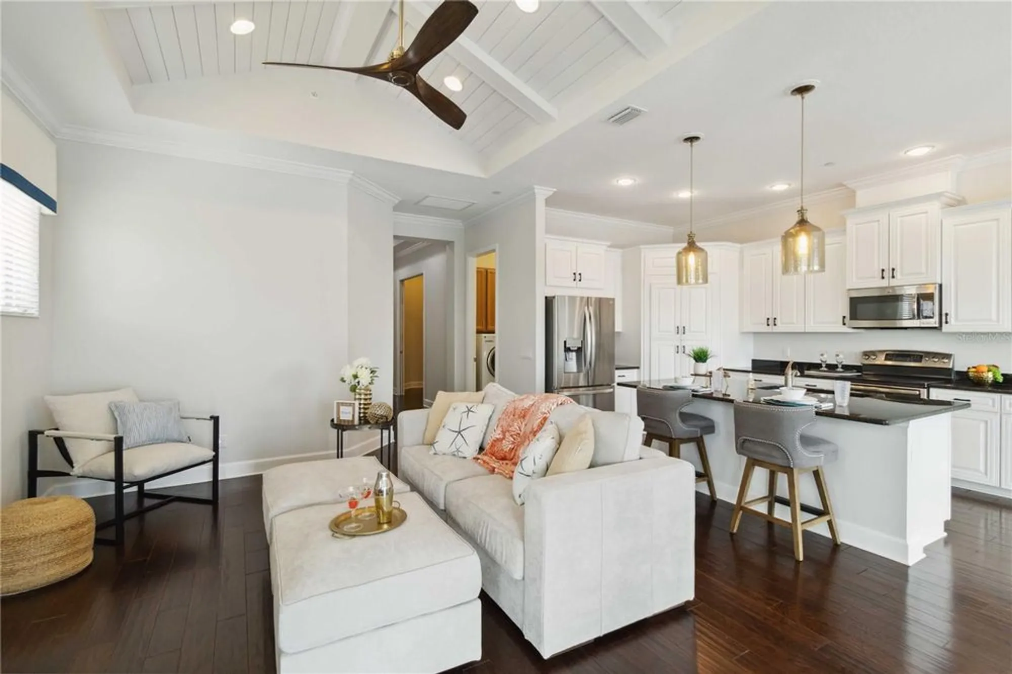 Property Slideshow image 15 of 88 | 230 sapphire lake dr unit 201, Bradenton, FL, 34209