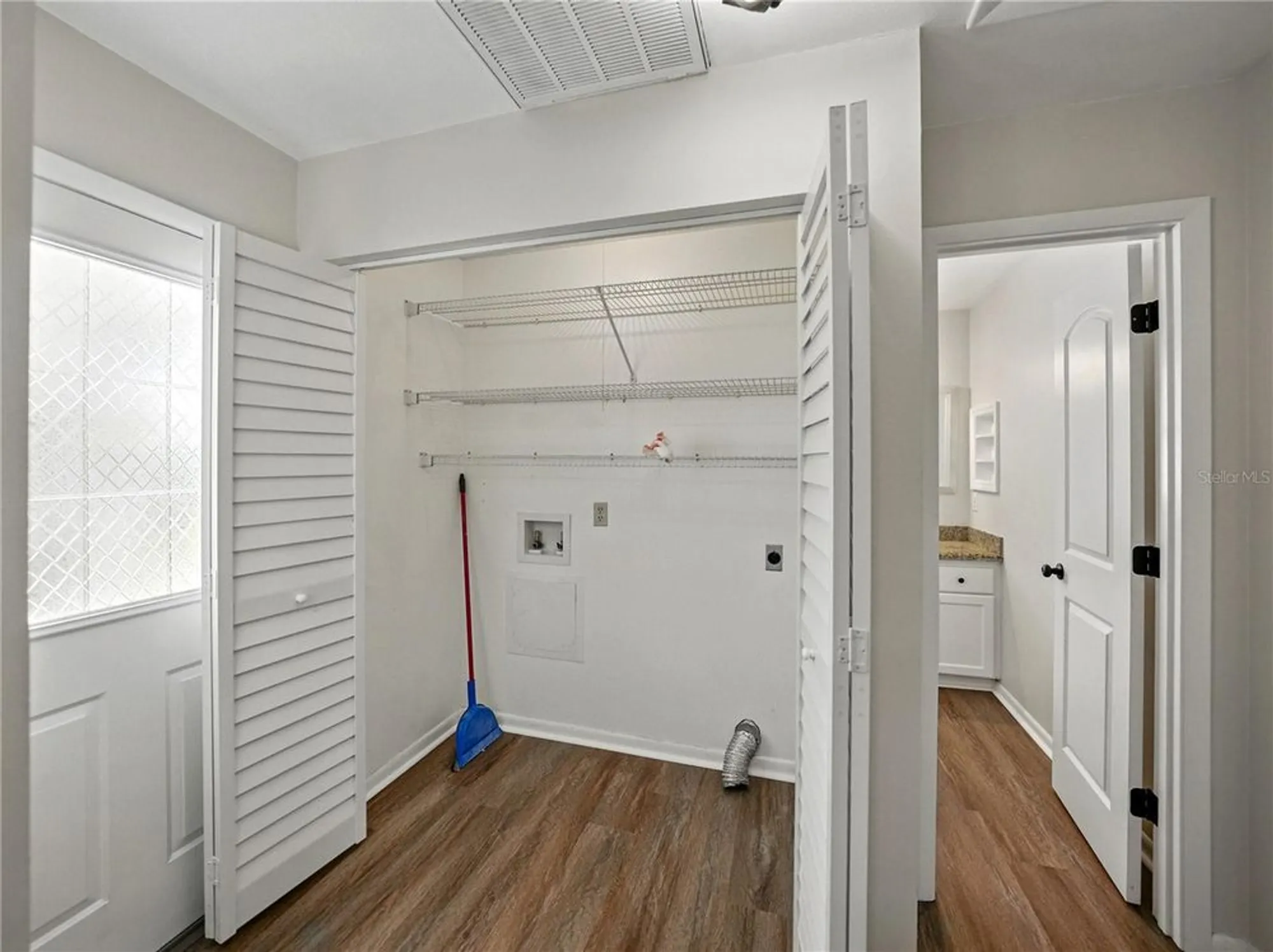 Property Slideshow image 12 of 55 | 4965 goldenview ln, Lakeland, FL, 33811