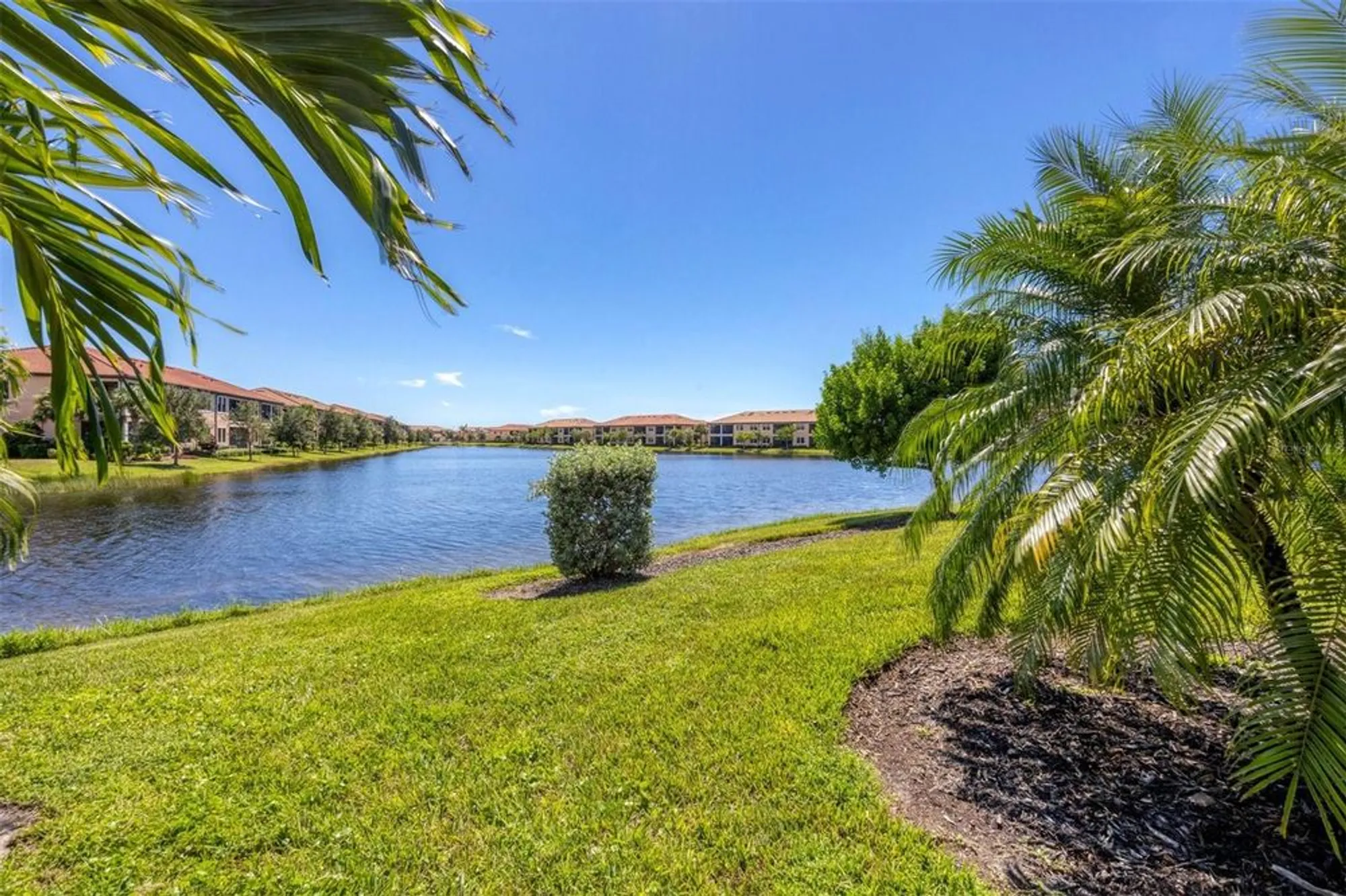 Property Slideshow image 35 of 61 | 10097 cozy grove dr, Venice, FL, 34293