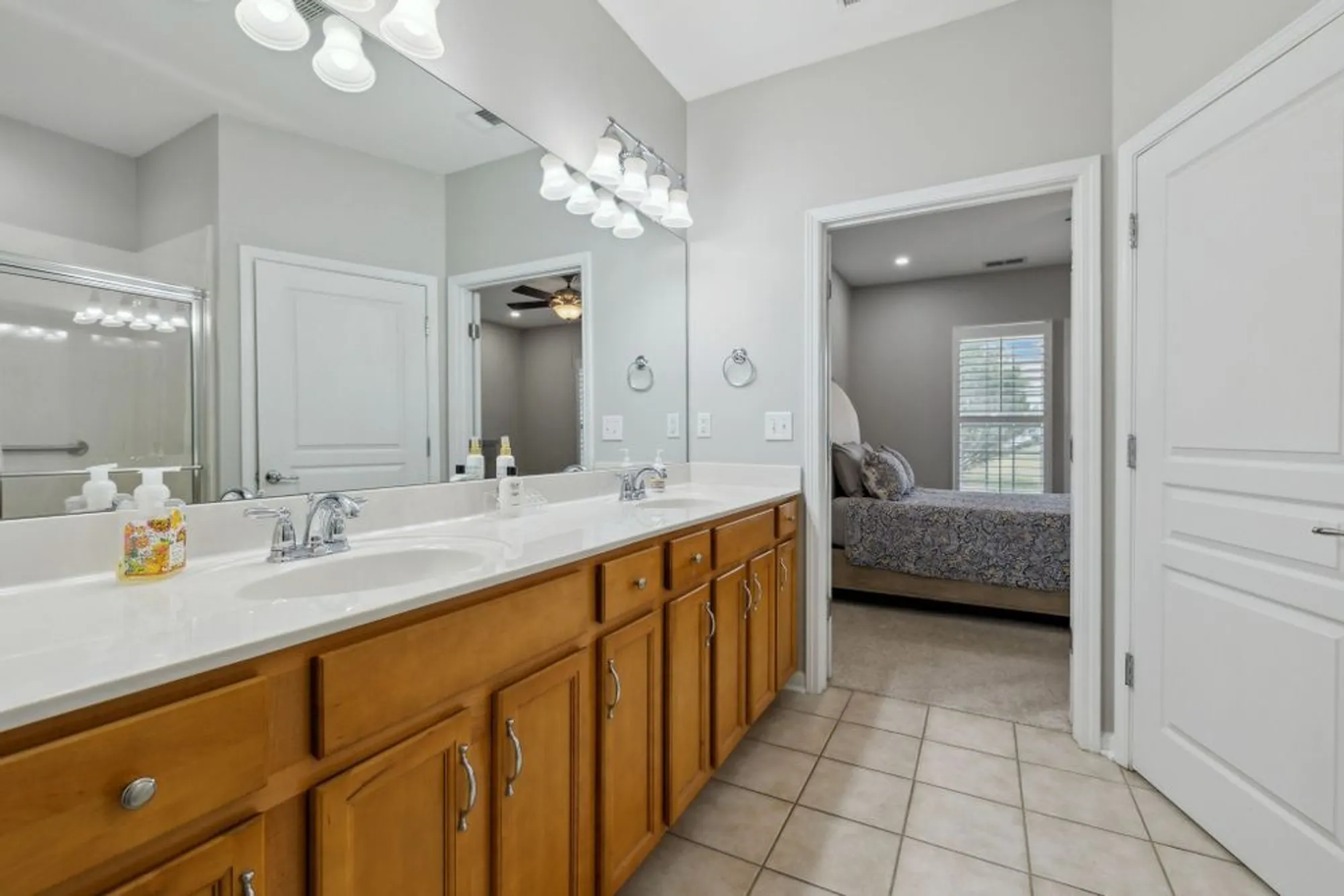 Property Slideshow image 19 of 37 | 157 old towne dr, Mount Juliet, TN, 37122