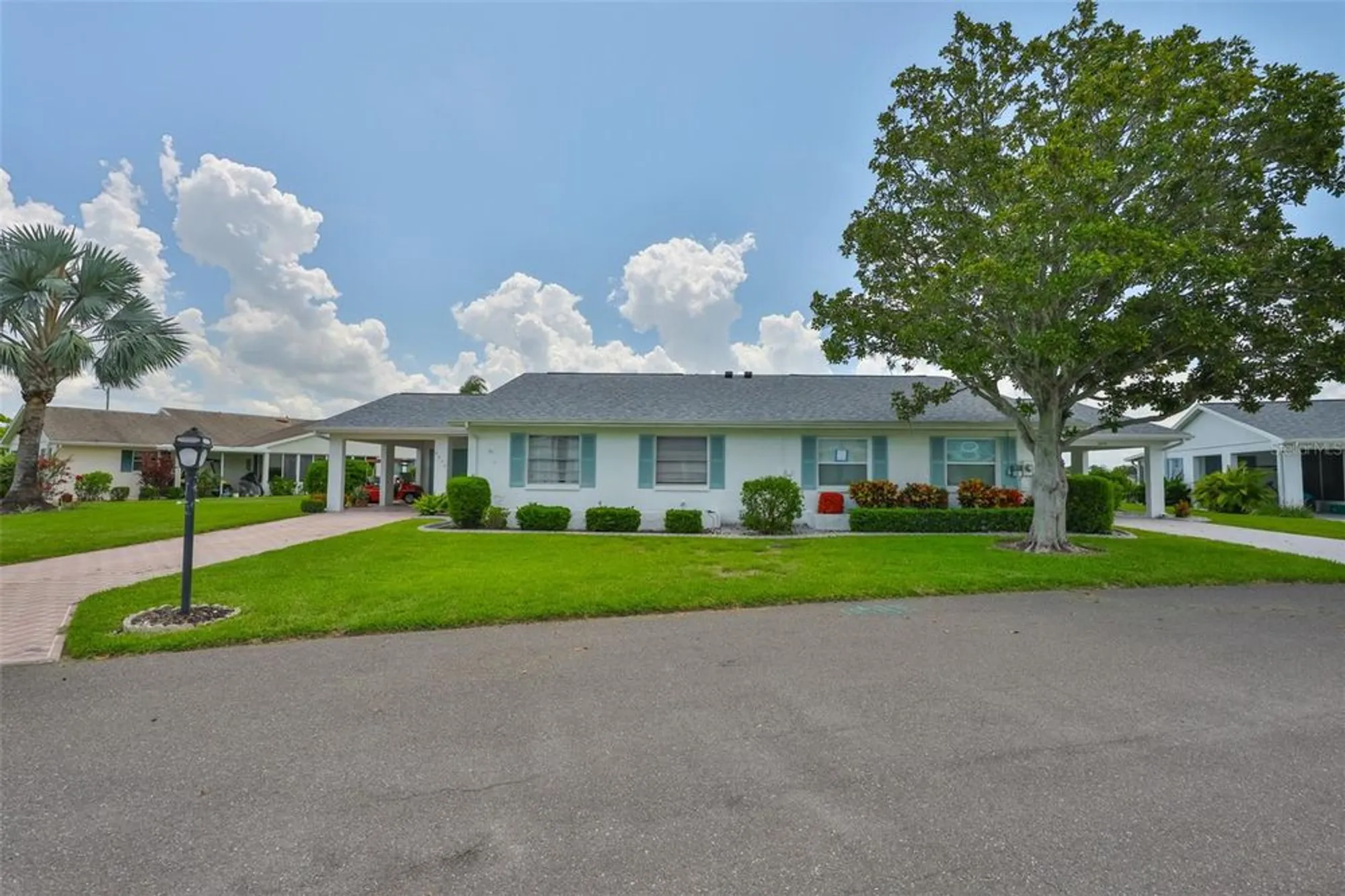 Property Slideshow image 2 of 64 | 2347 gainesborough loop # 2347, Sun City Center, FL, 33573