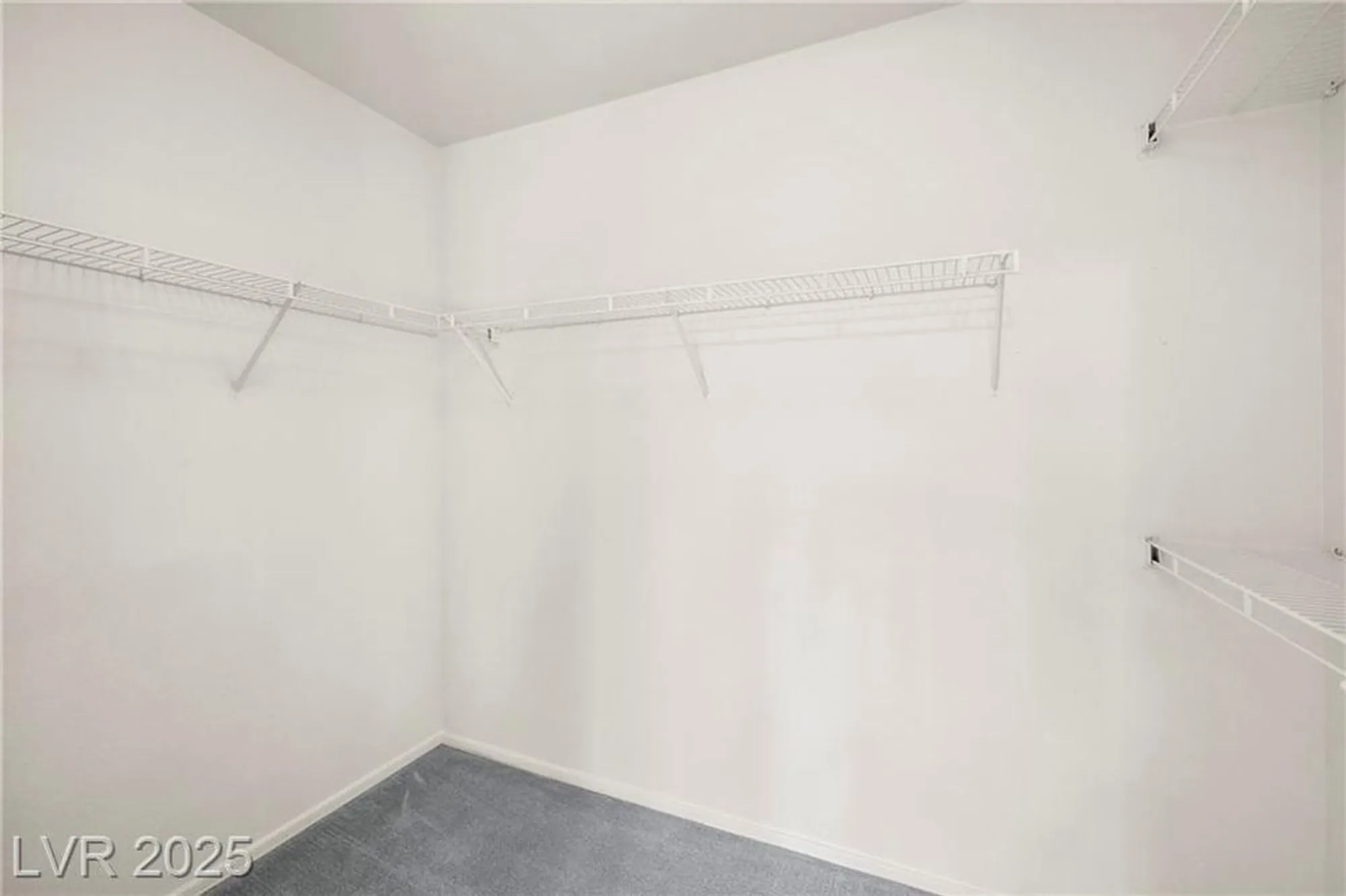 Property Slideshow image 16 of 44 | 8701 millsboro dr, Las Vegas, NV, 89134
