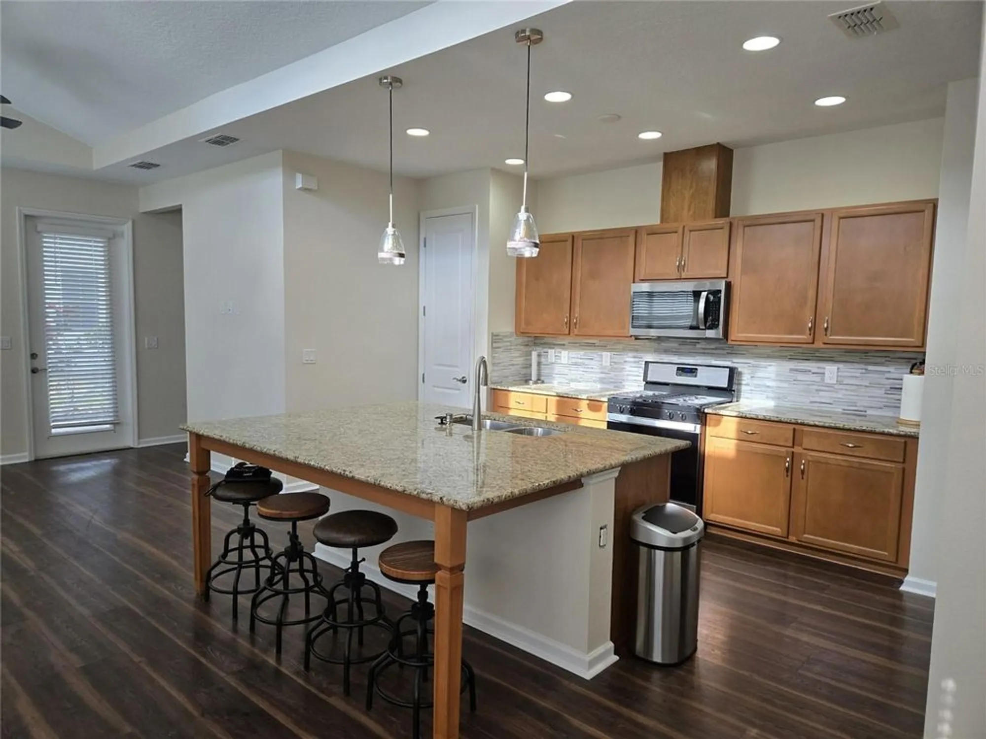 Property Slideshow image 5 of 45 | 422 lime ave, Daytona Beach, FL, 32124