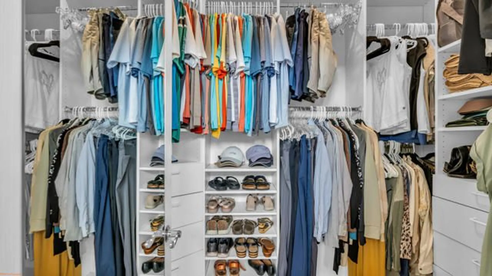 Property Slideshow image 19 of 48 | 38608 bent palm dr, Palm Desert, CA, 92211