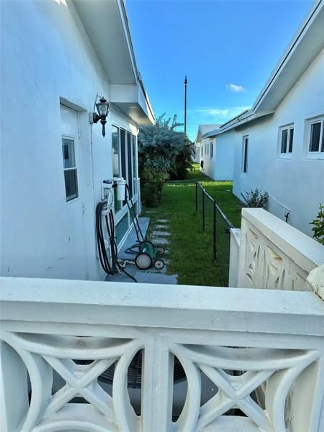 Property Slideshow image 36 of 41 | 320 s golf blvd, Pompano Beach, FL, 33064