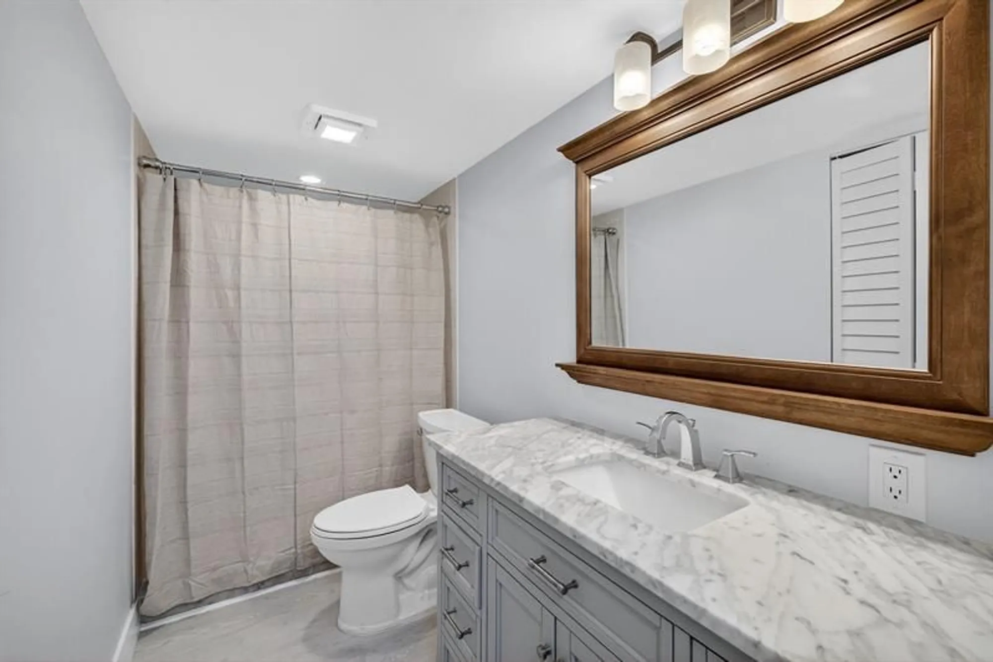 Property Slideshow image 13 of 24 | 2902 victoria cir g3, Coconut Creek, FL, 33066