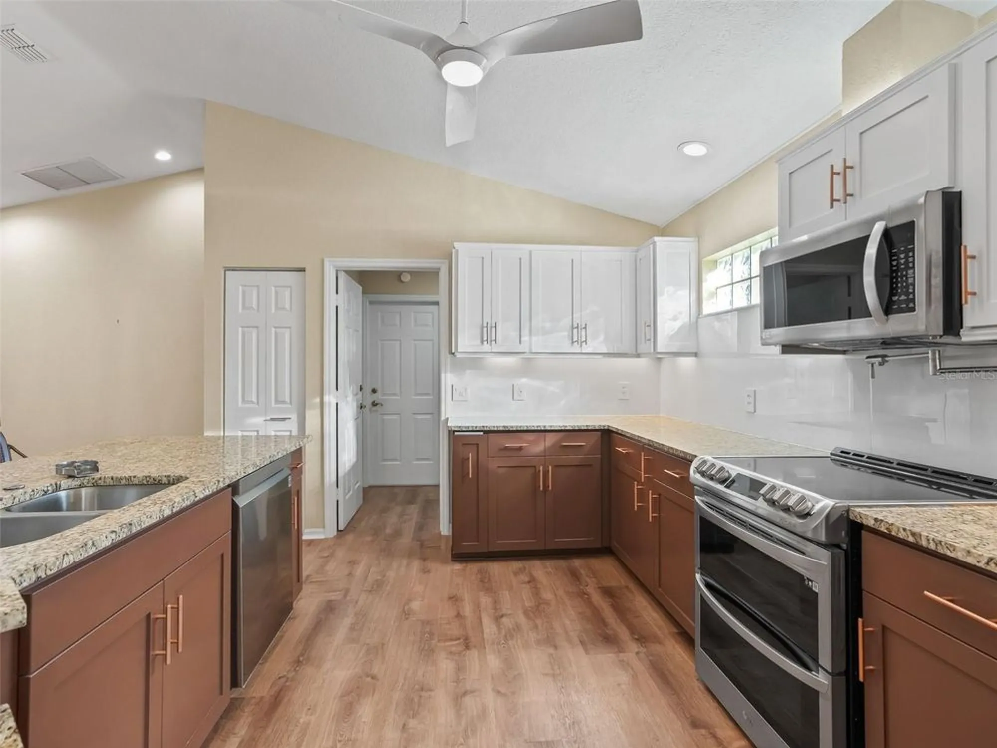 Property Slideshow image 21 of 74 | 11396 se 178th pl, Summerfield, FL, 34491