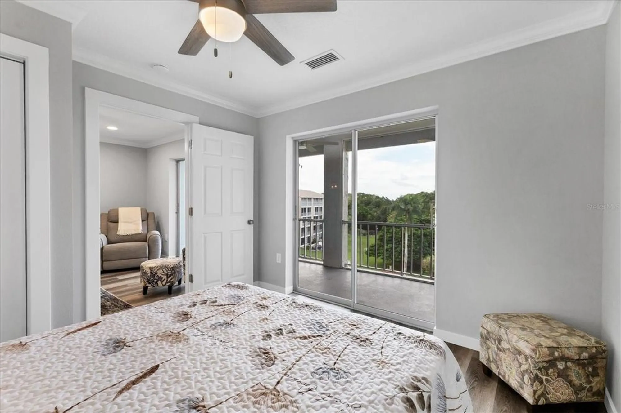 Property Slideshow image 16 of 33 | 3661 lake bayshore dr # 507j, Bradenton, FL, 34205